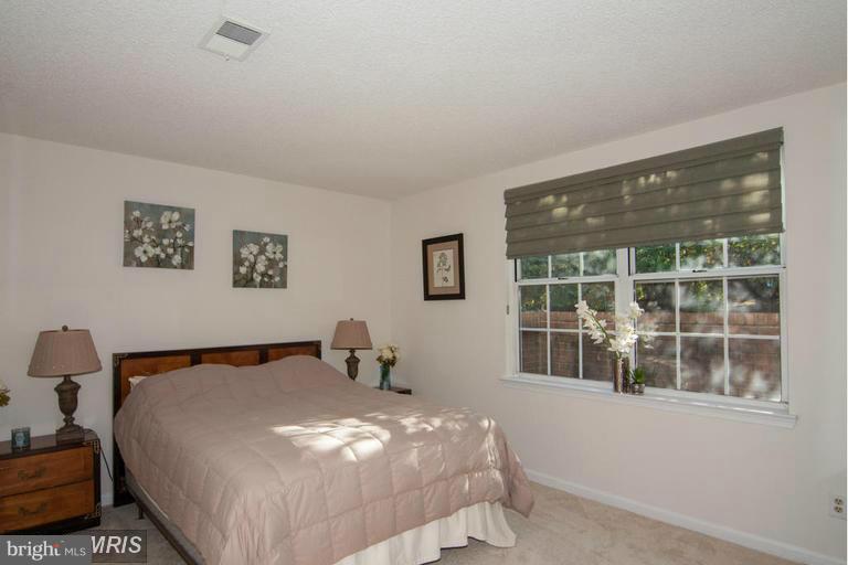 HEIGHTS AT PENDERBROOK - Residential Lease