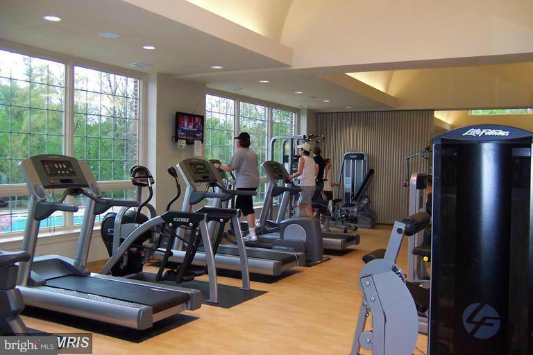 HEIGHTS AT PENDERBROOK - Residential Lease