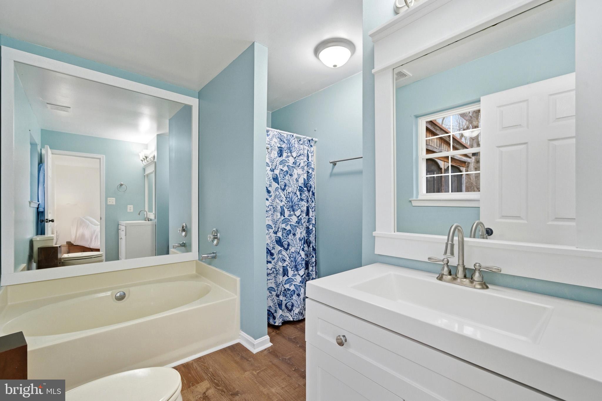 HUNTING CREEK ESTATES - Residential