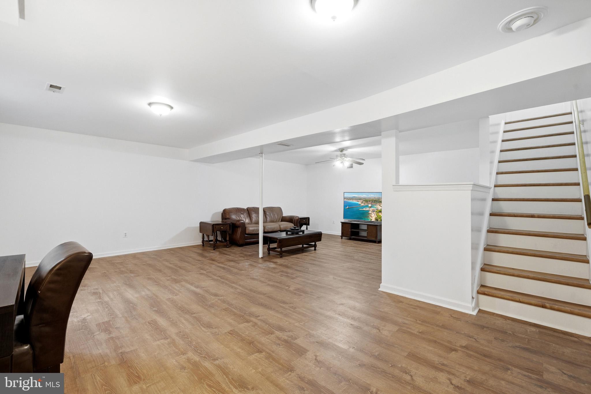 HUNTING CREEK ESTATES - Residential