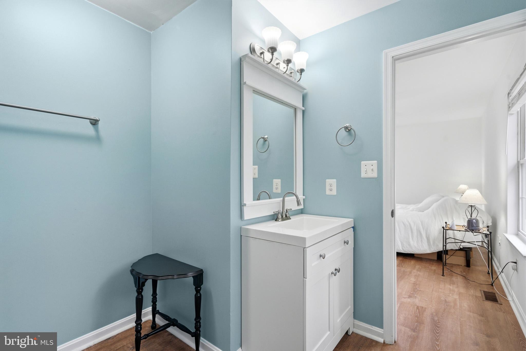 HUNTING CREEK ESTATES - Residential