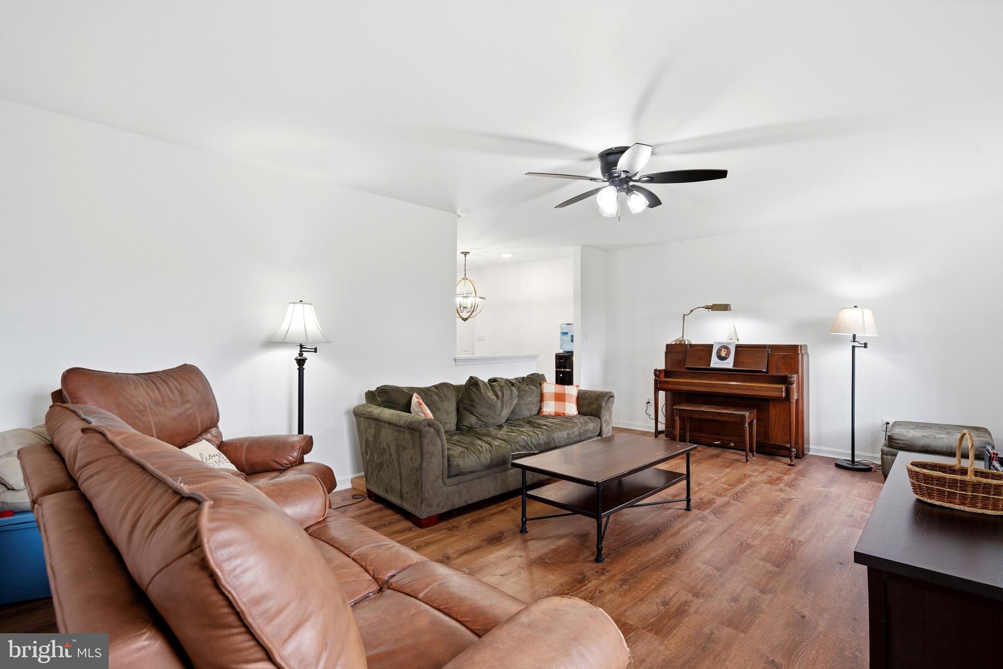 HUNTING CREEK ESTATES - Residential