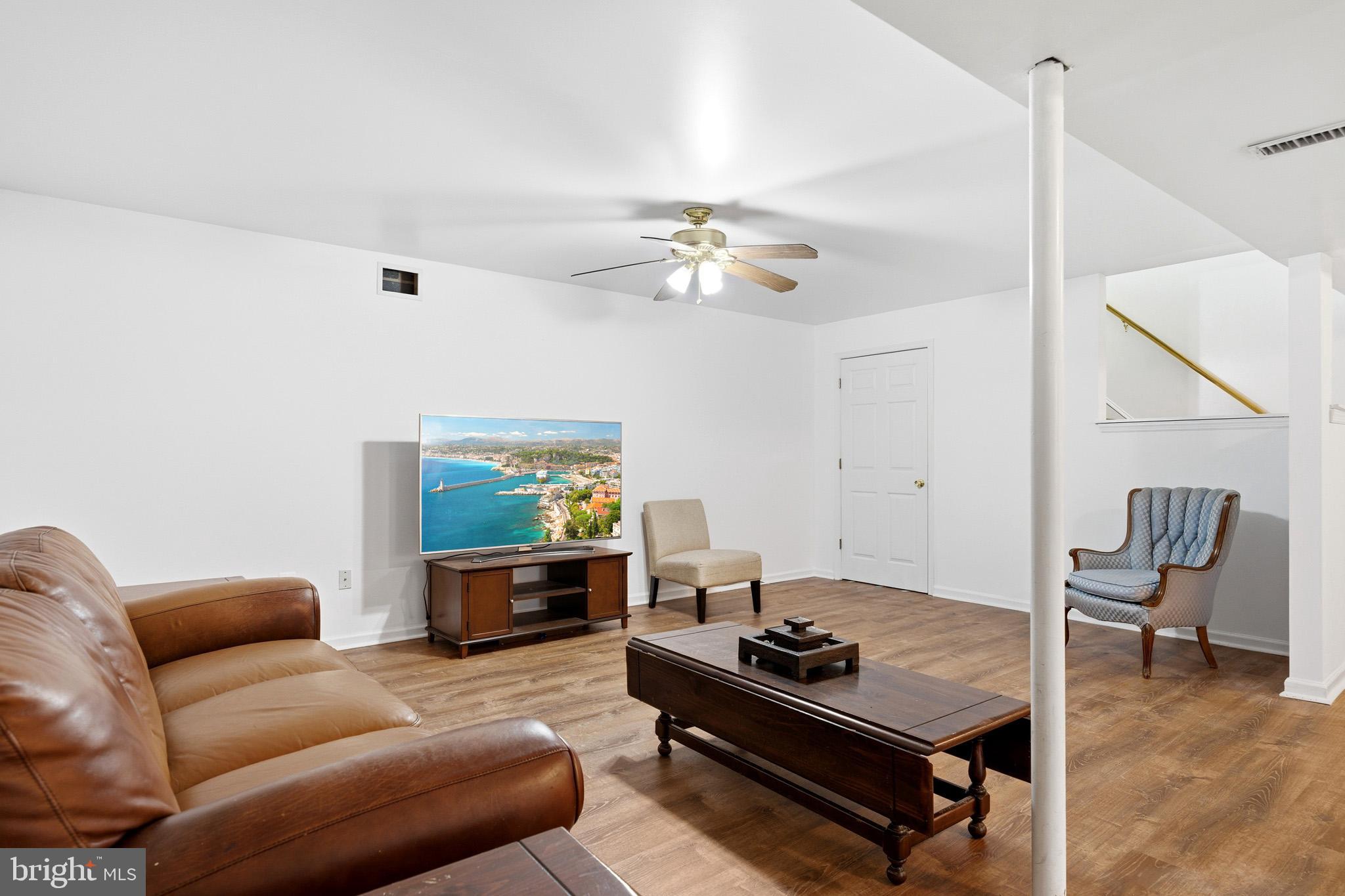 HUNTING CREEK ESTATES - Residential