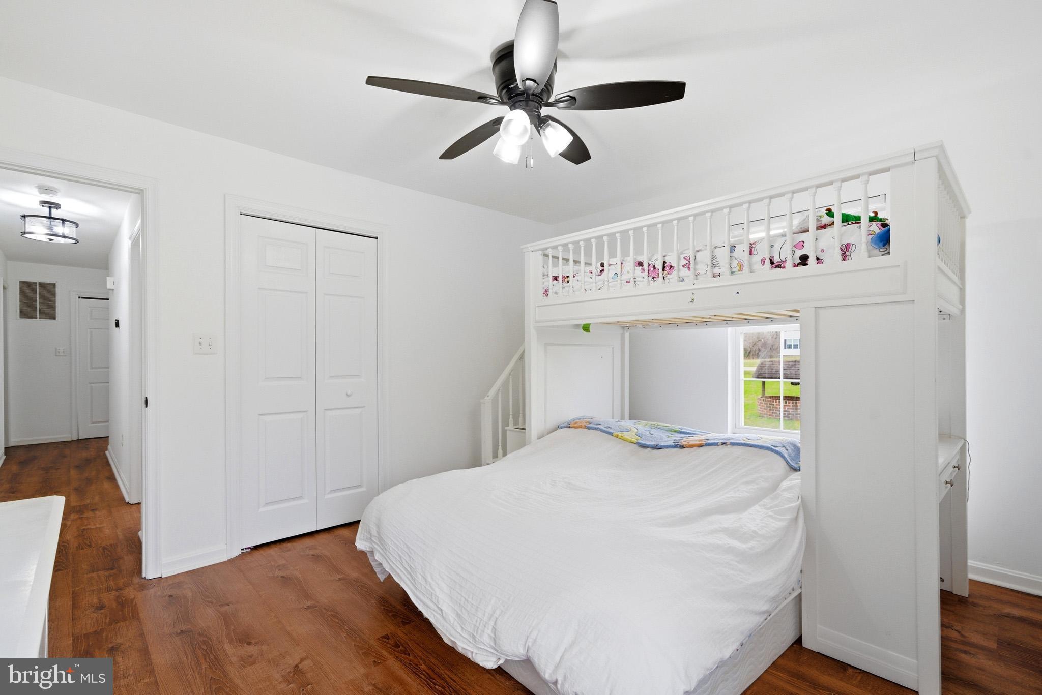 HUNTING CREEK ESTATES - Residential