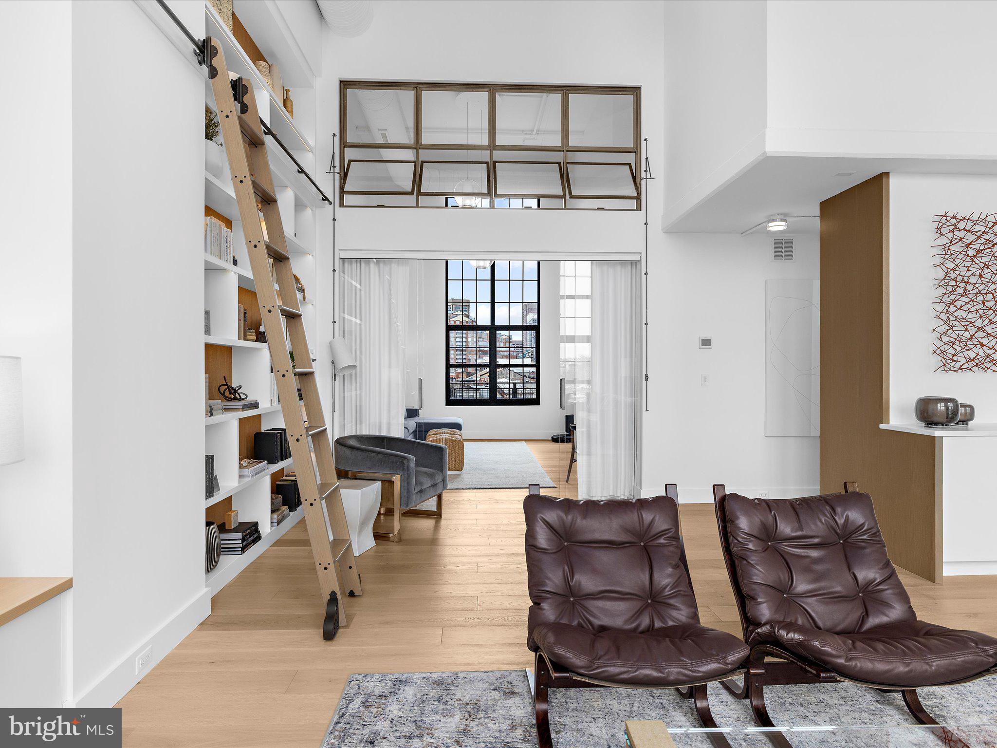 LITTLE ITALY - Residential