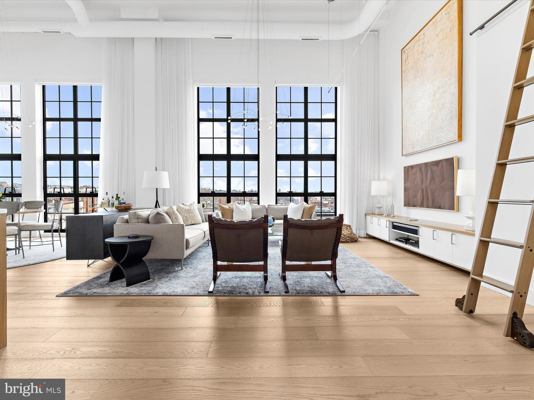 LITTLE ITALY - Residential