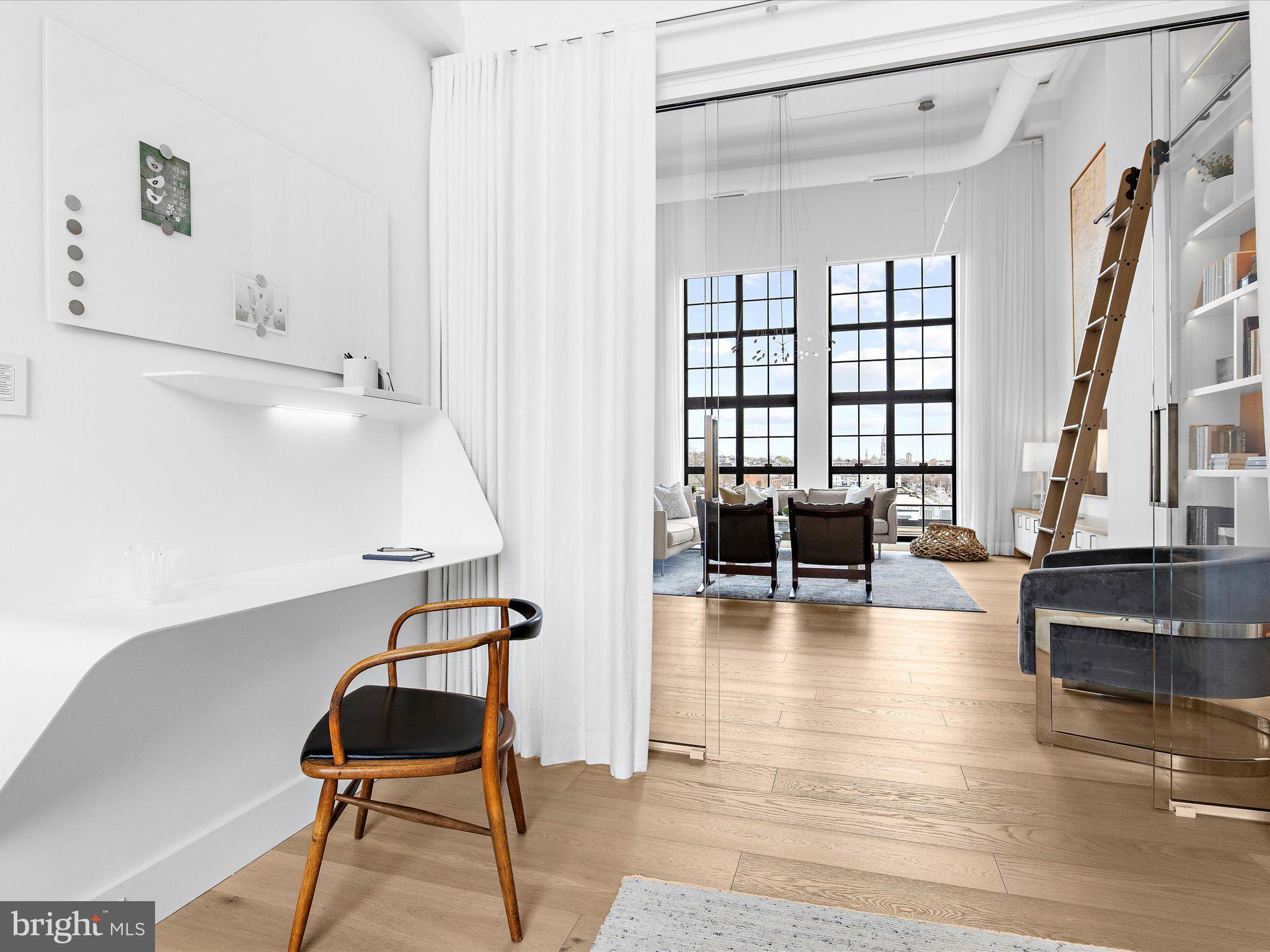 LITTLE ITALY - Residential