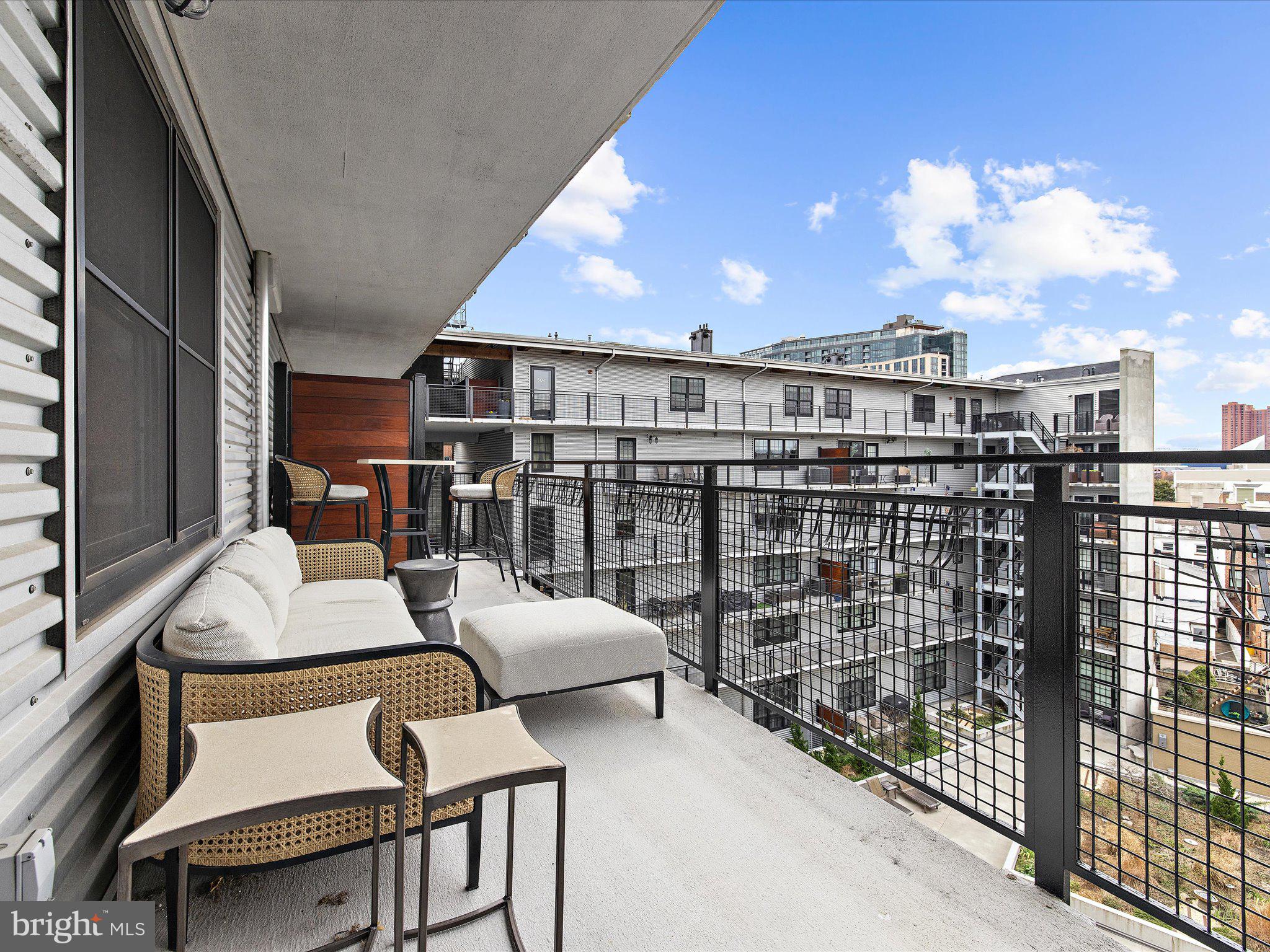 LITTLE ITALY - Residential