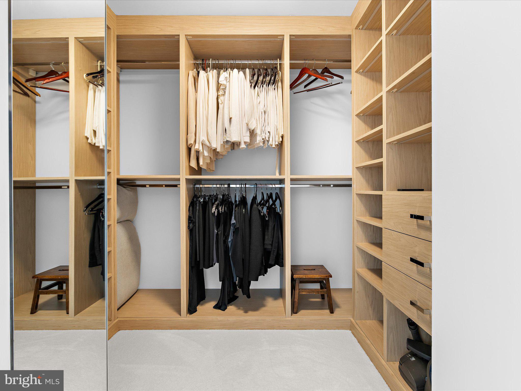 LITTLE ITALY - Residential