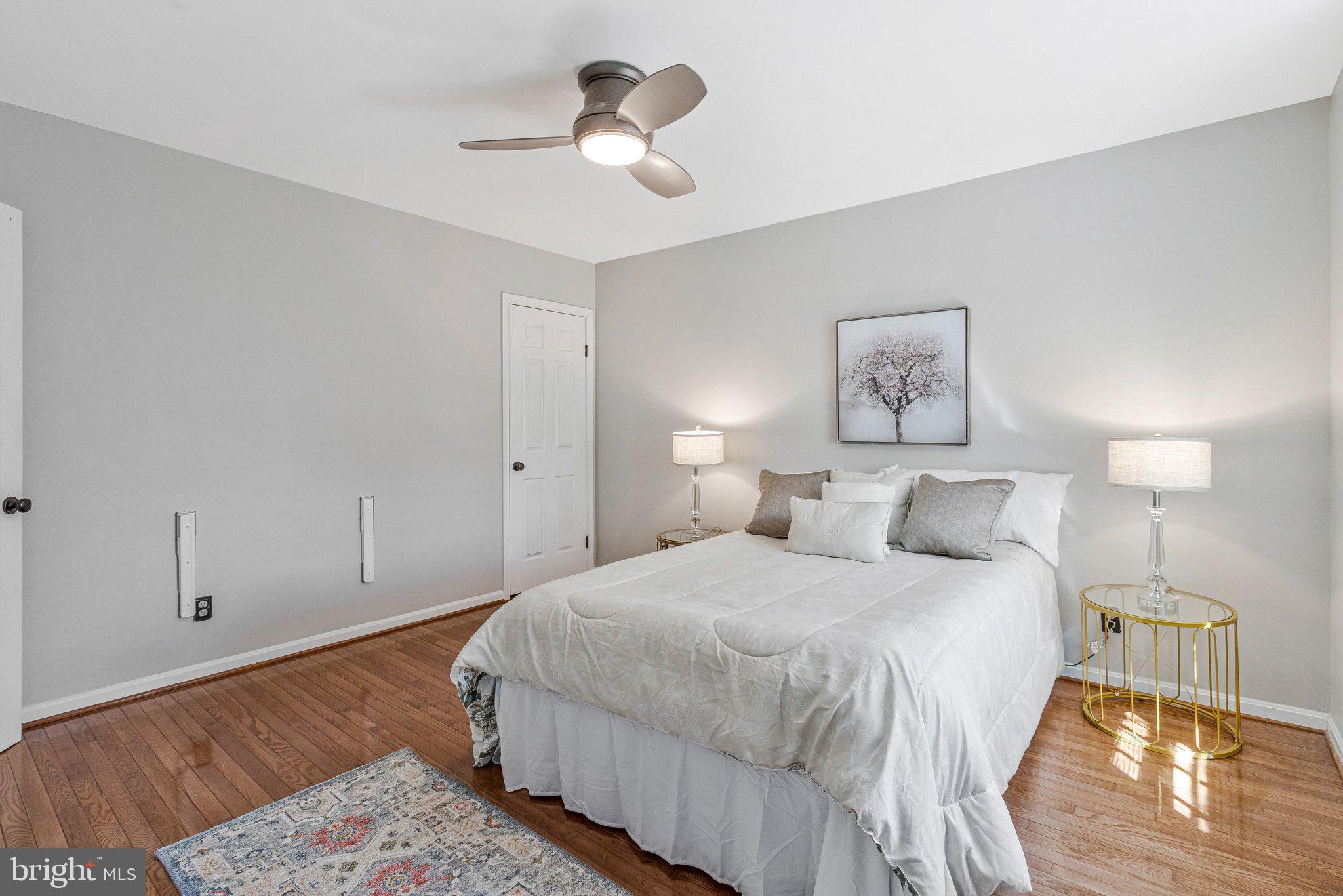 CLEVELAND PARK - Residential