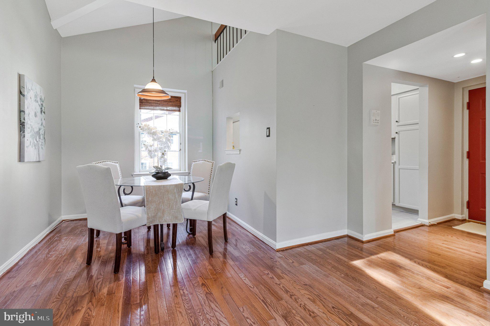 CLEVELAND PARK - Residential