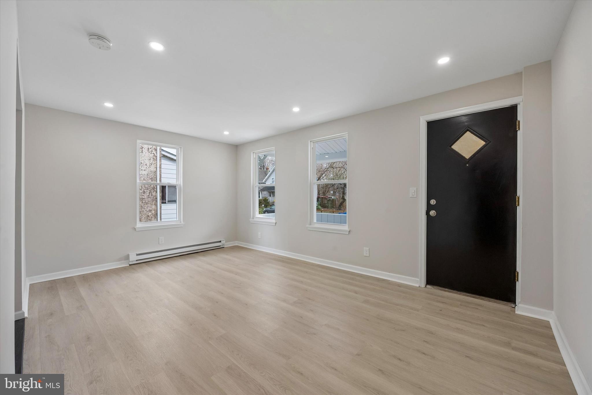 KNOLLWOOD - Residential