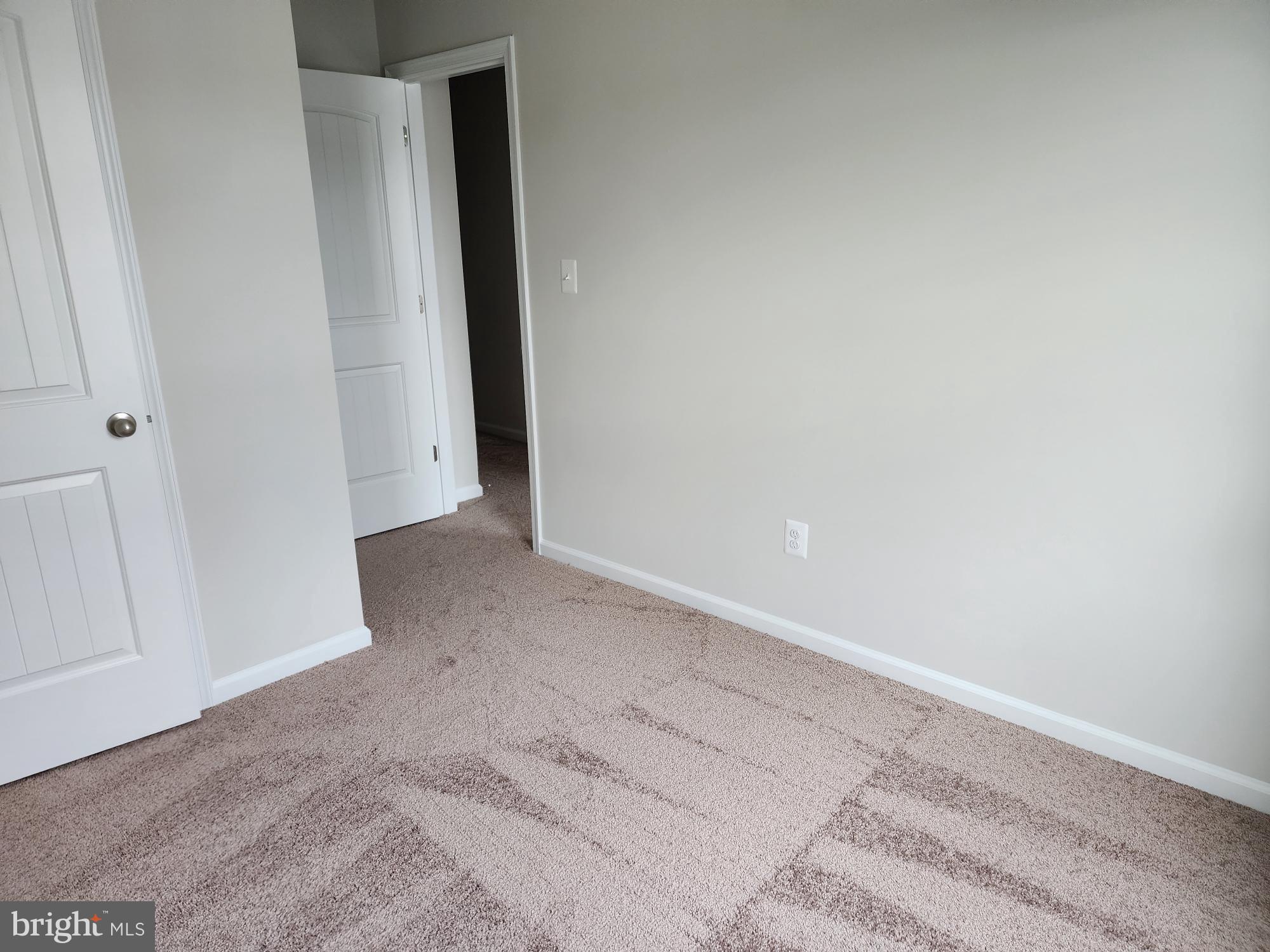 HOMEPLACE AT RIVERSIDE - Residential Lease