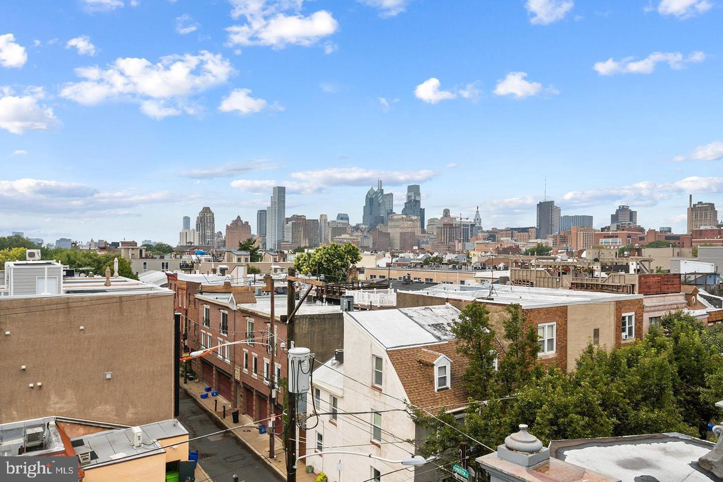 QUEEN VILLAGE - Residential Lease