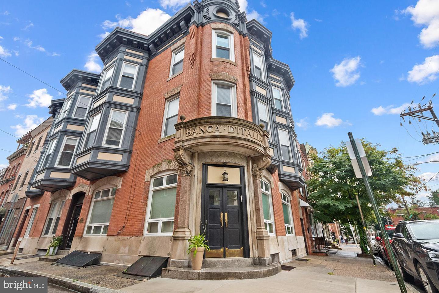 QUEEN VILLAGE - Residential Lease