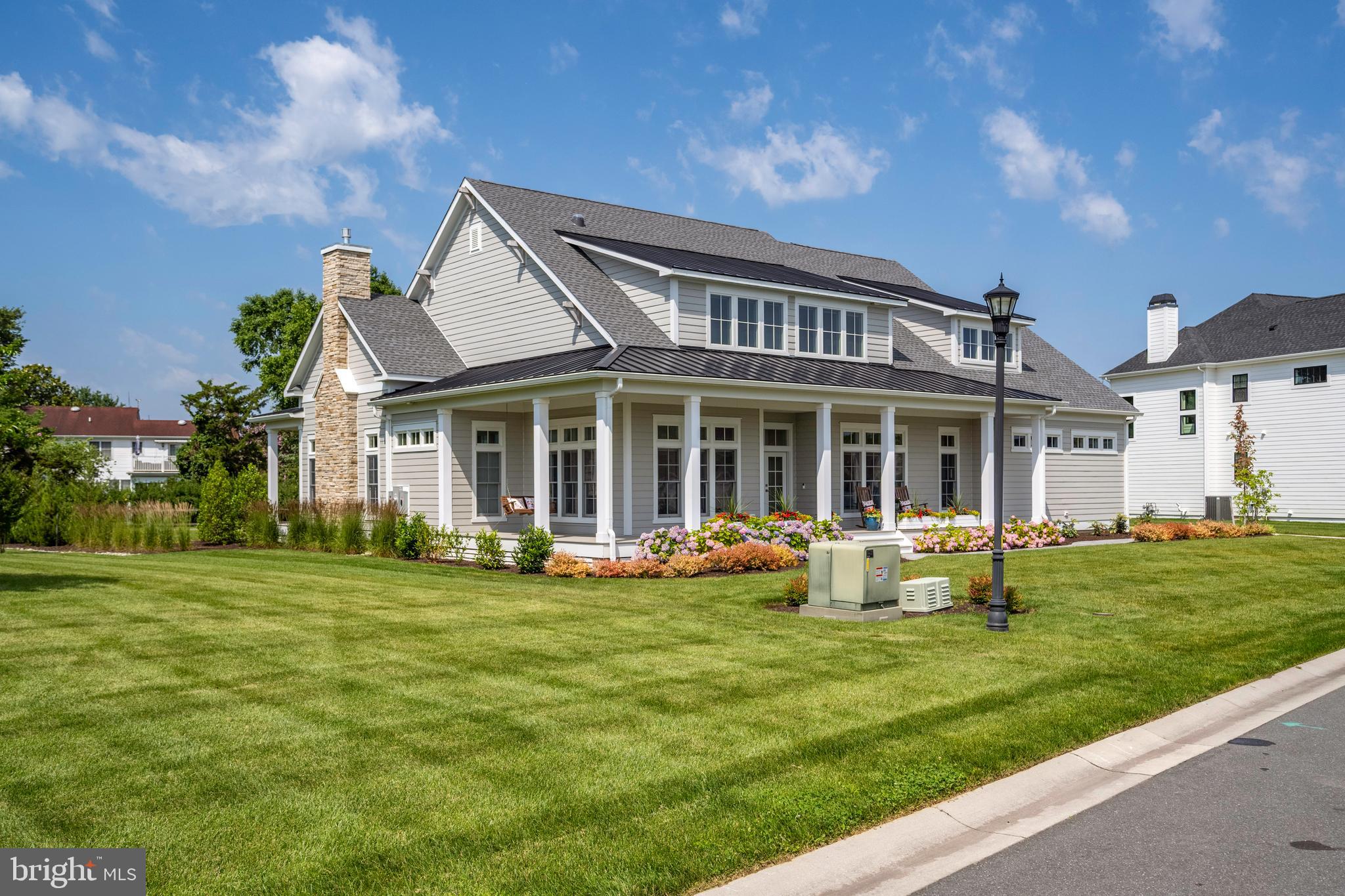 SHOWFIELD - Residential