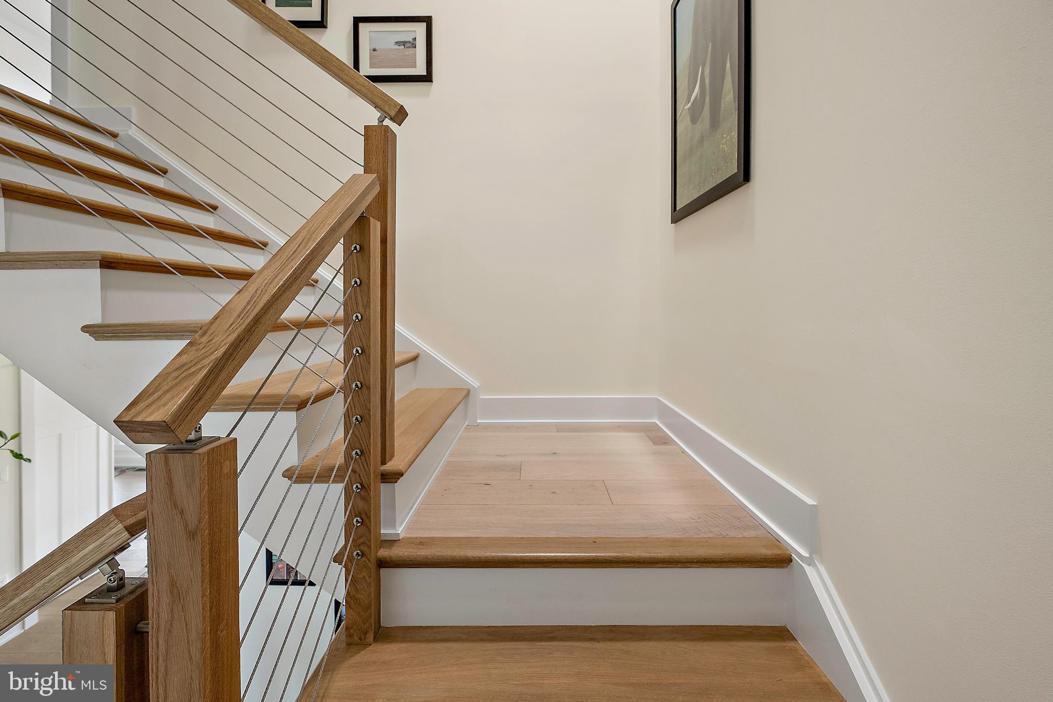 SHOWFIELD - Residential