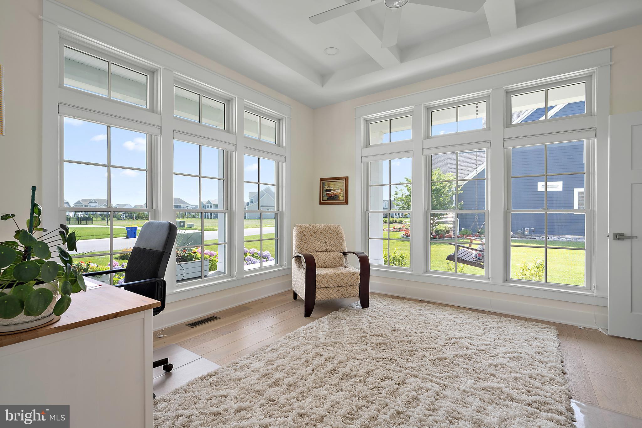 SHOWFIELD - Residential