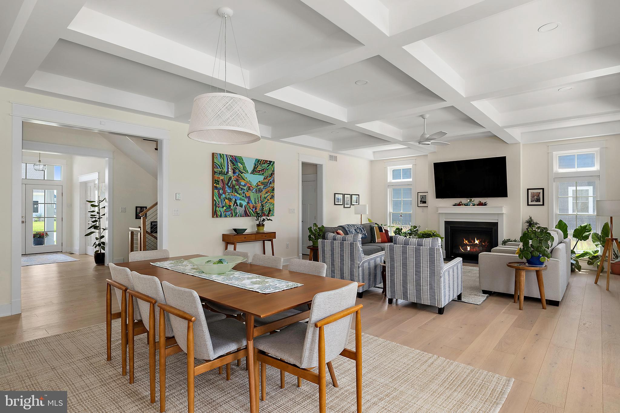 SHOWFIELD - Residential