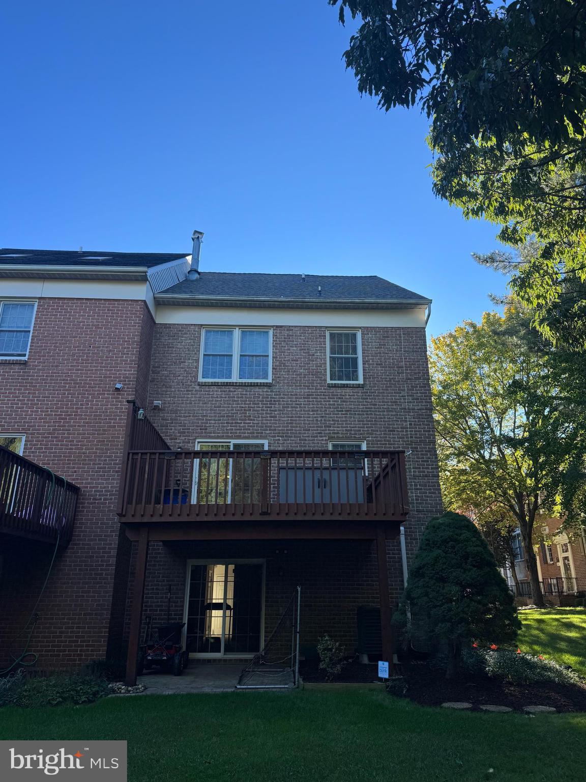 28 ALDERMAN COURT