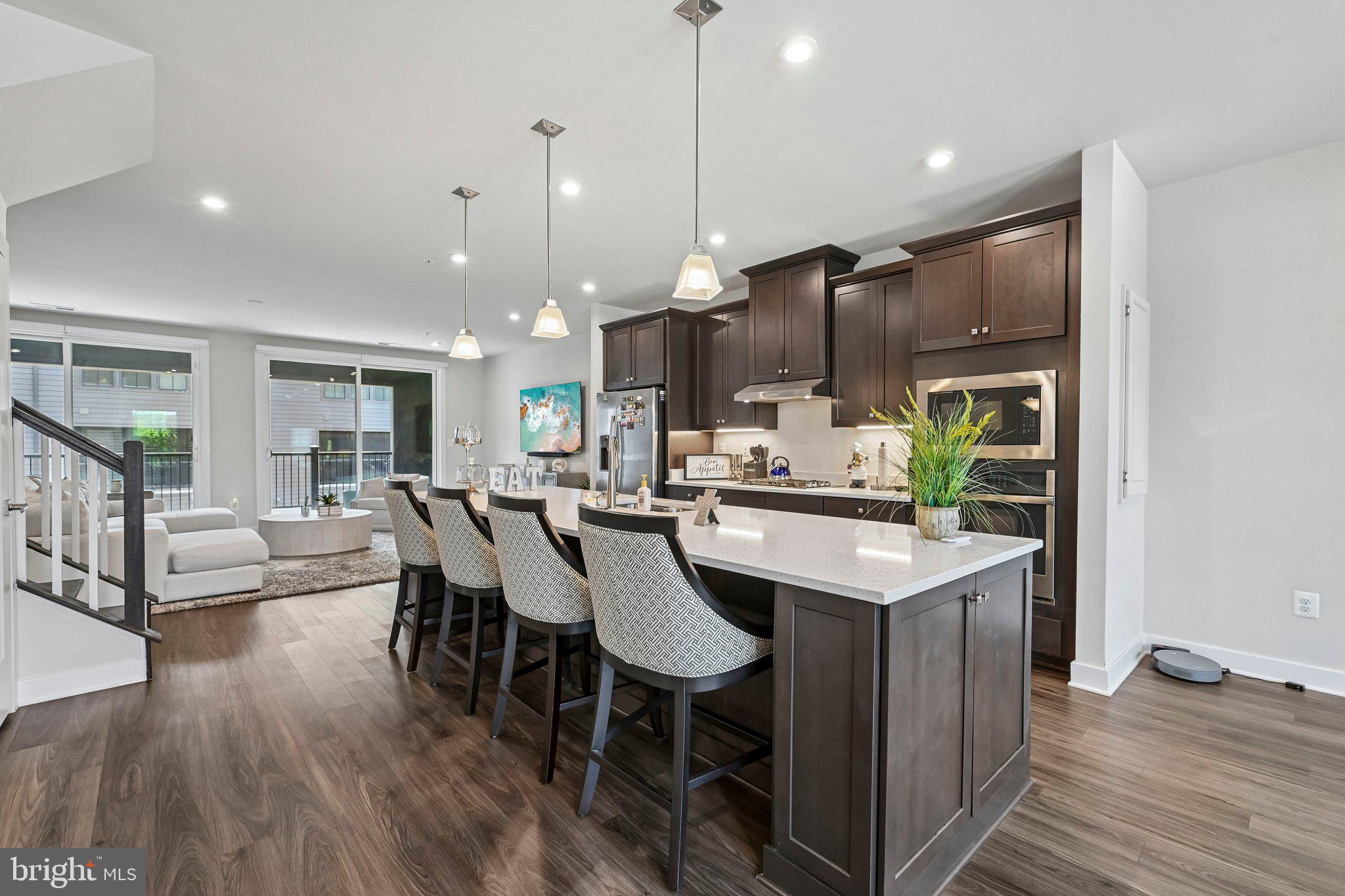PADDOCK POINTE - Residential