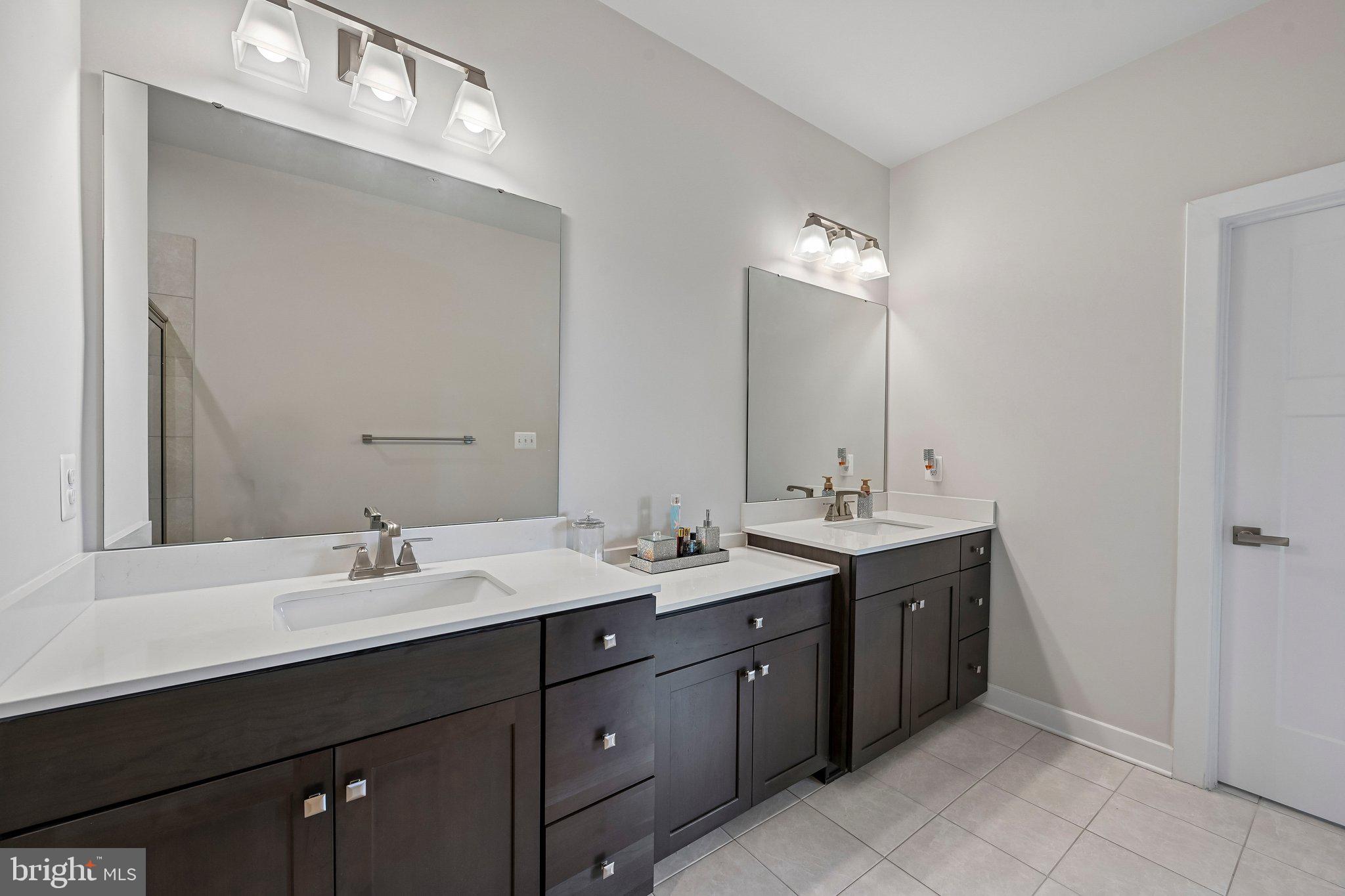 PADDOCK POINTE - Residential