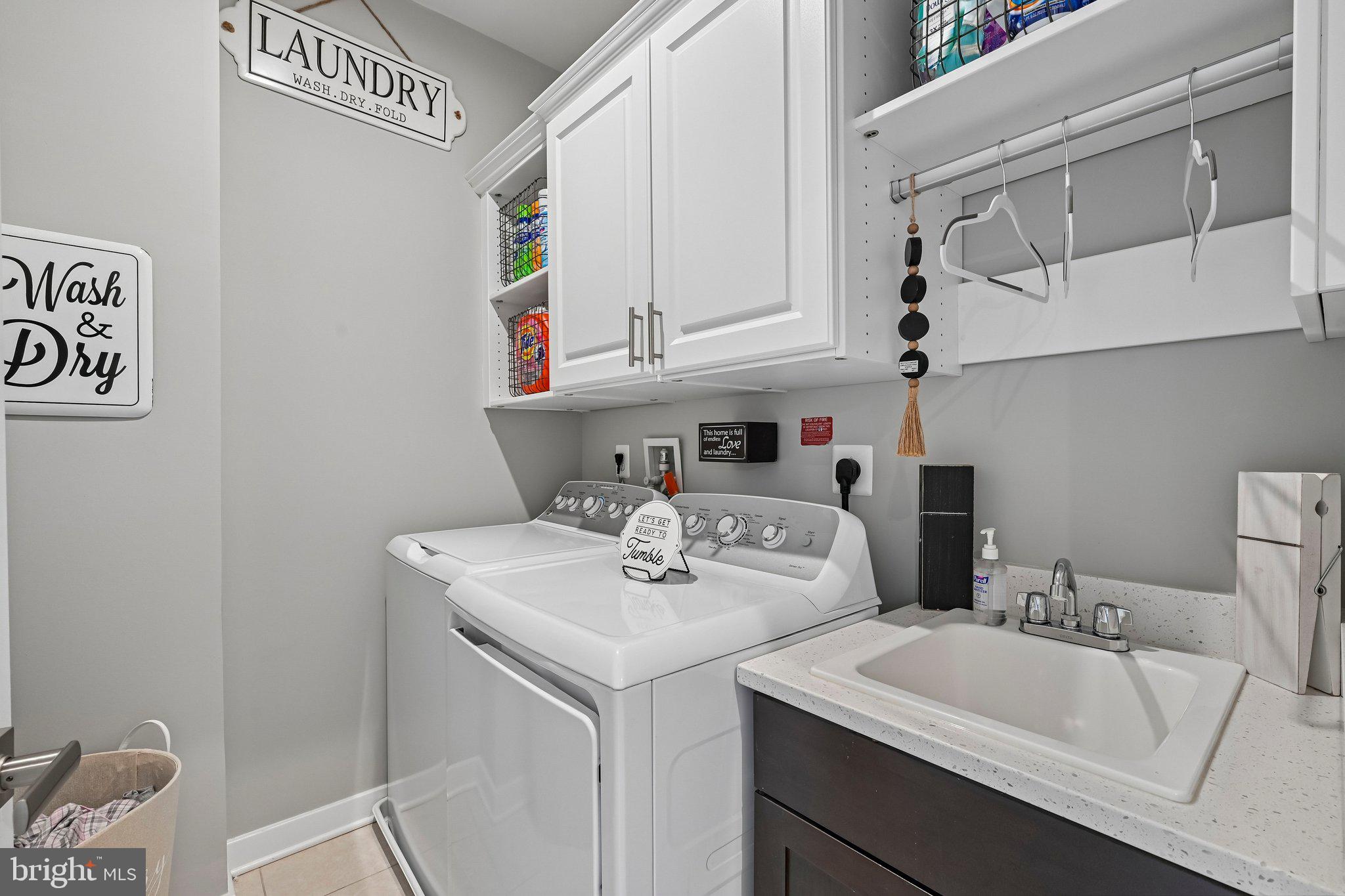 PADDOCK POINTE - Residential