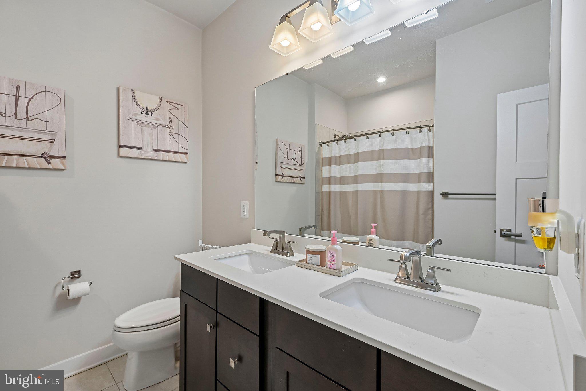 PADDOCK POINTE - Residential