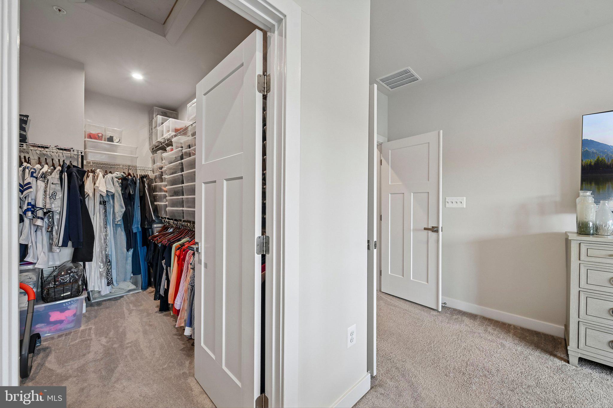 PADDOCK POINTE - Residential
