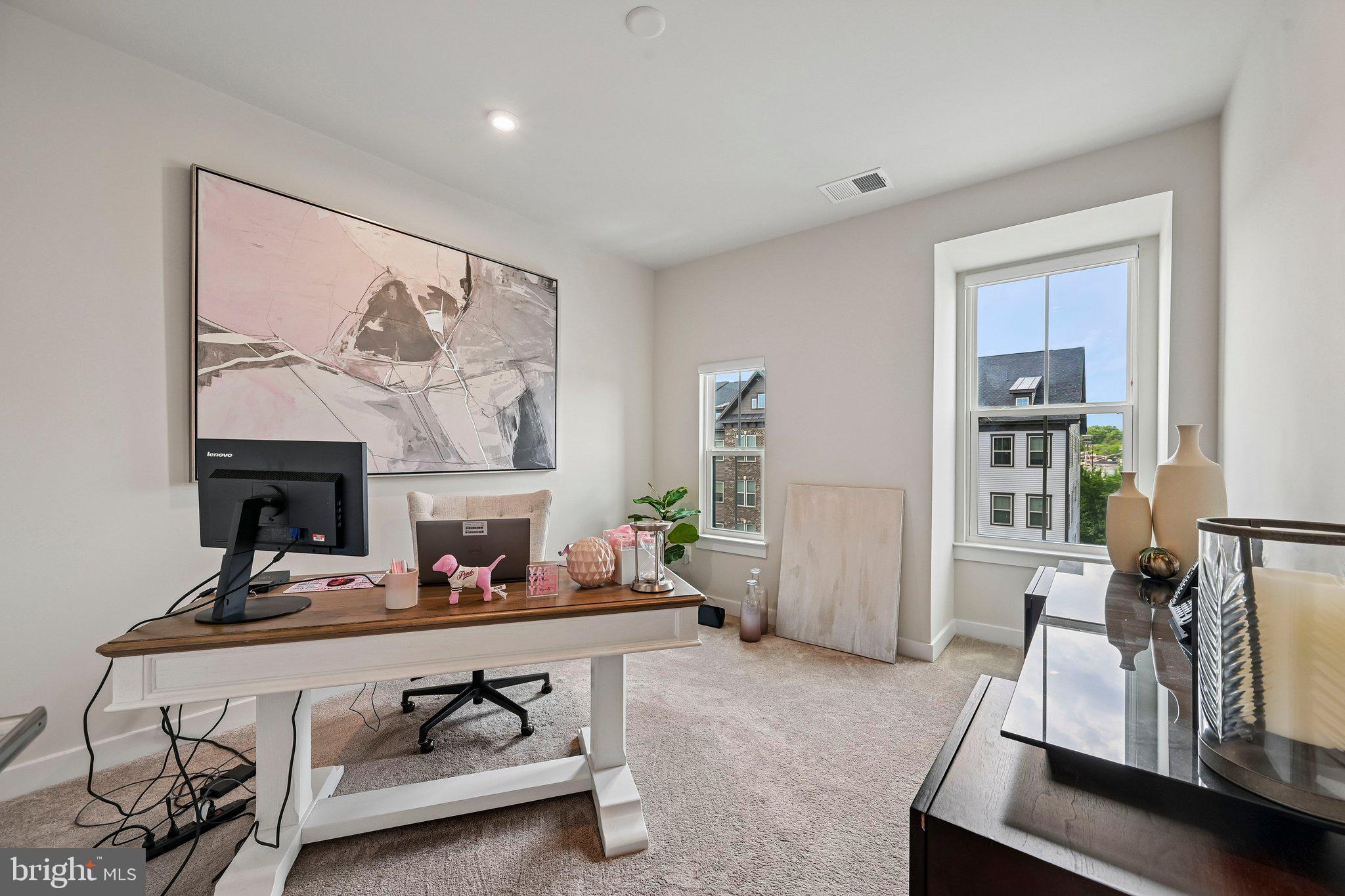 PADDOCK POINTE - Residential