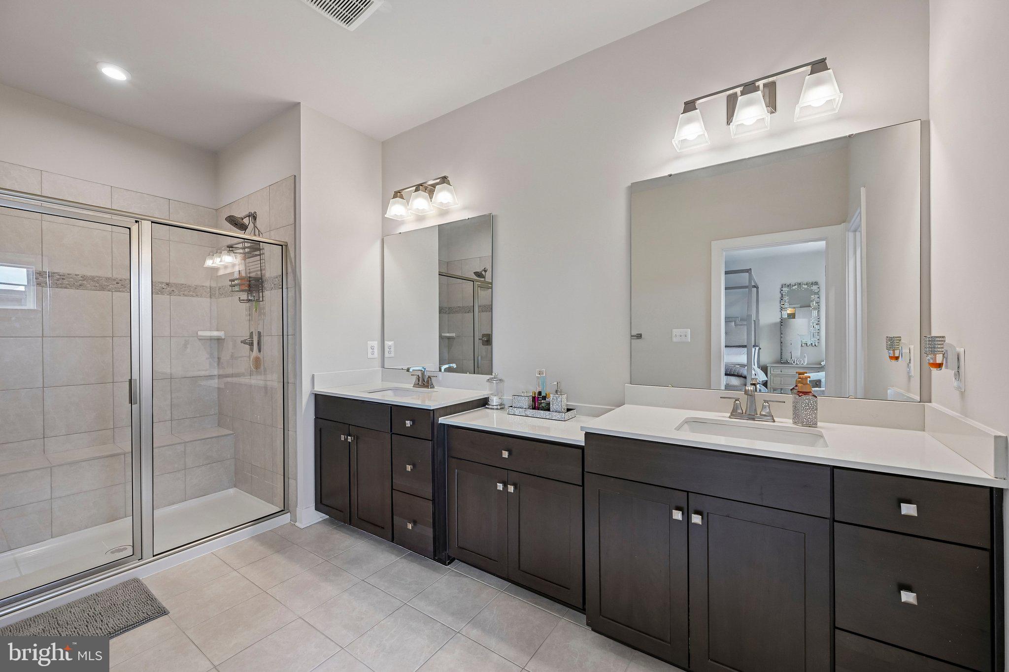 PADDOCK POINTE - Residential