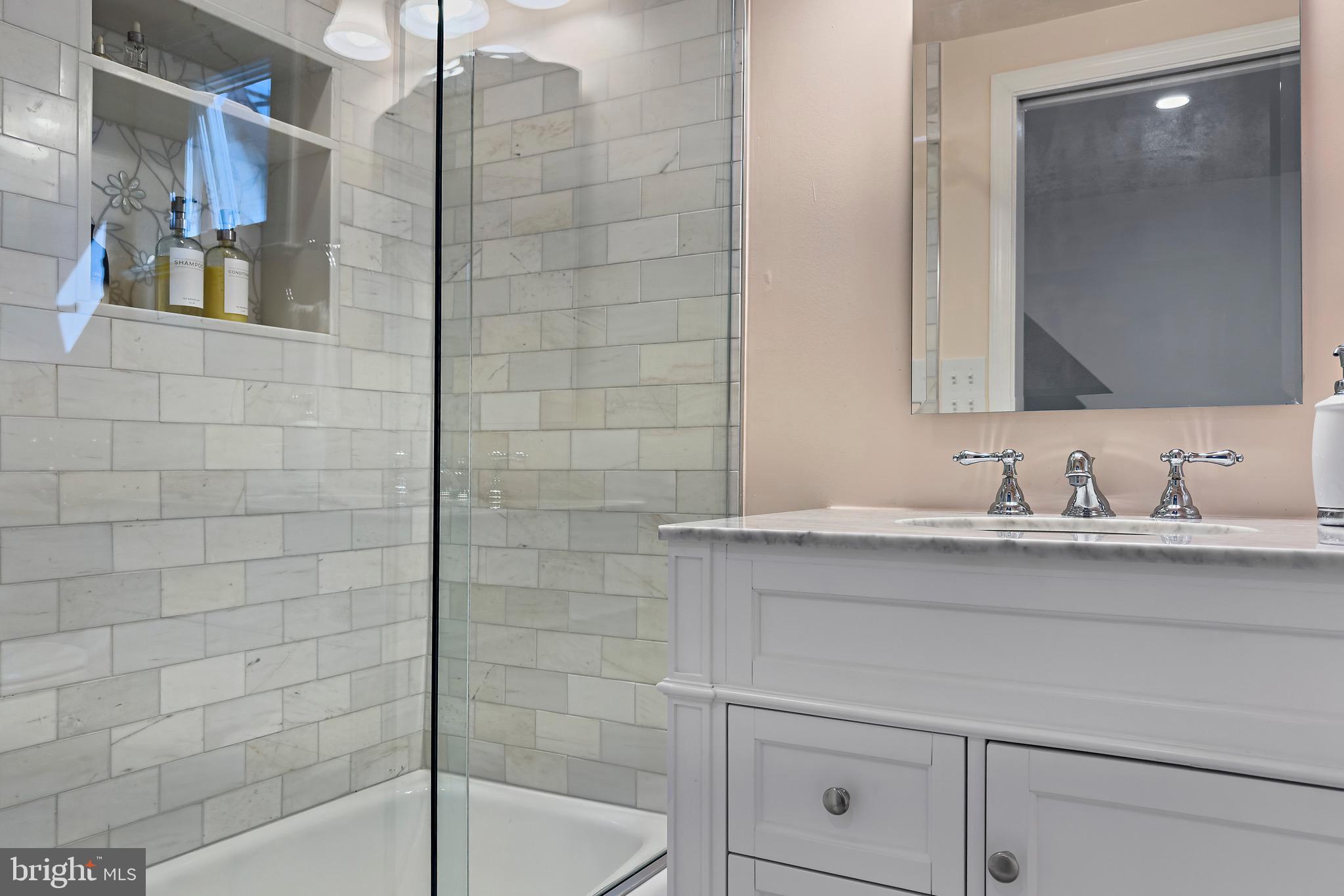 HISTORIC DISTRICT - Residential