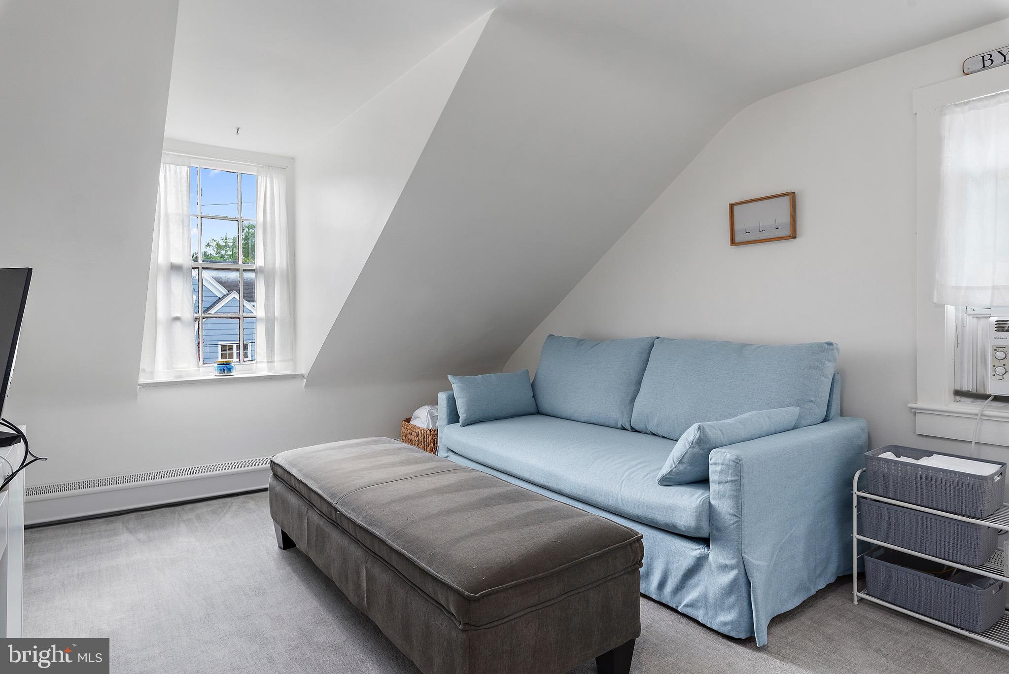 HISTORIC DISTRICT - Residential