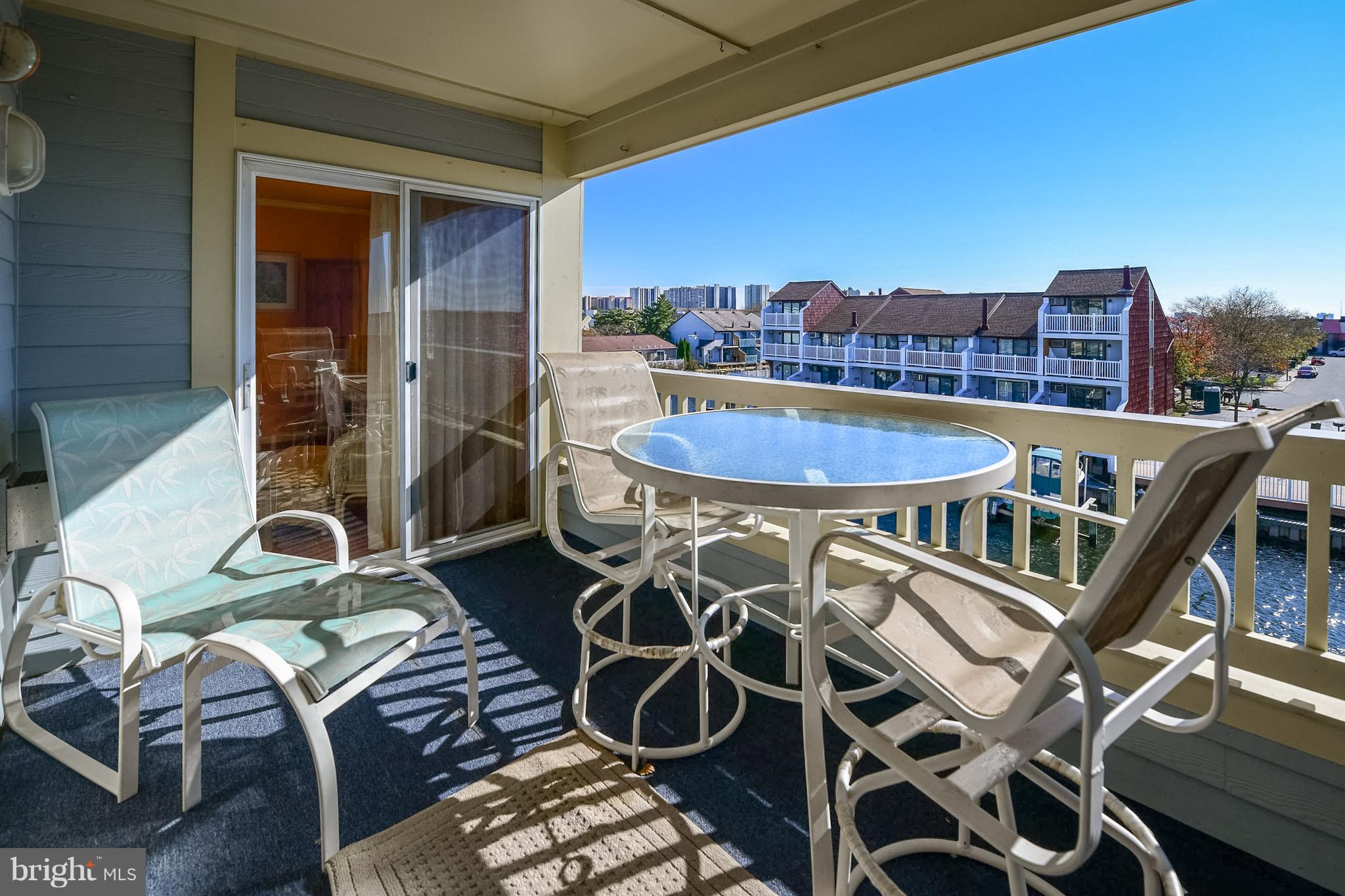 HERON HARBOUR - Residential