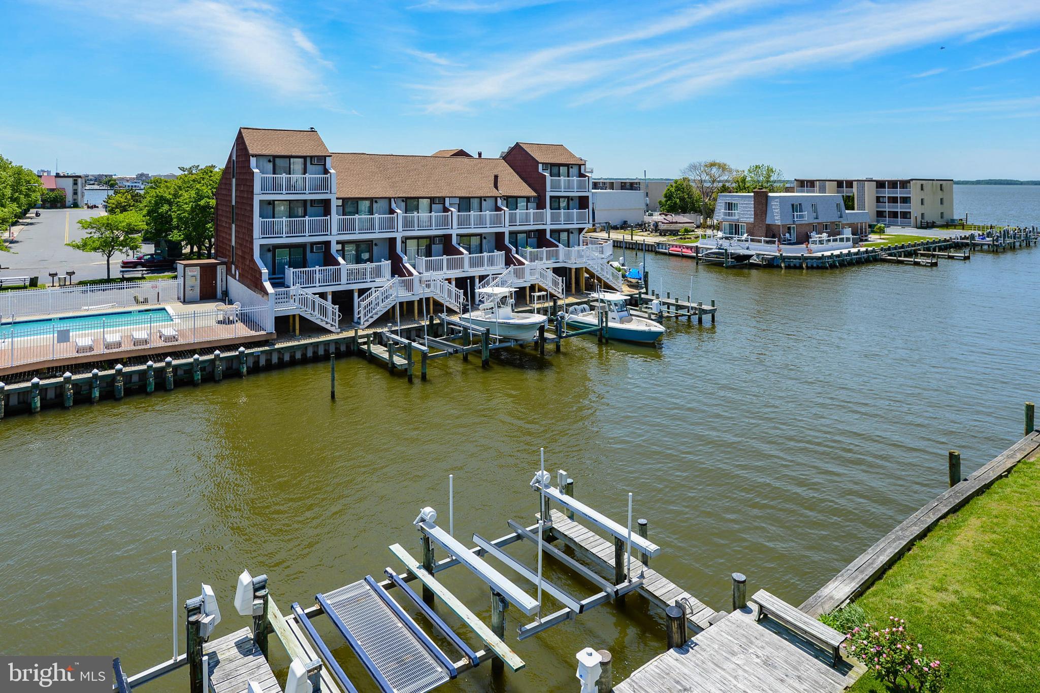 HERON HARBOUR - Residential