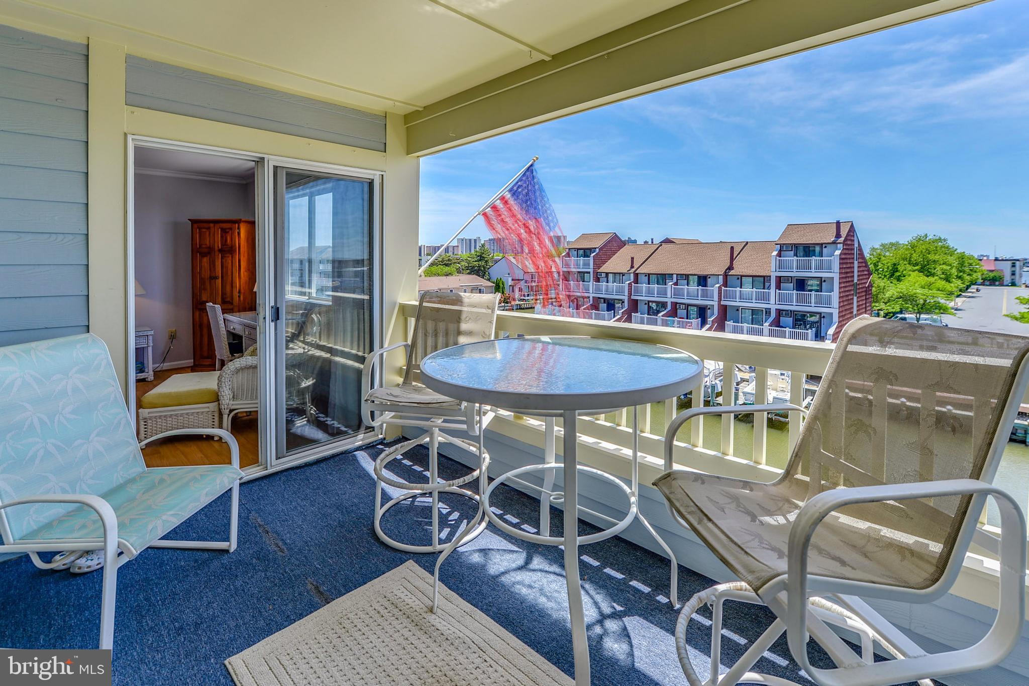 HERON HARBOUR - Residential