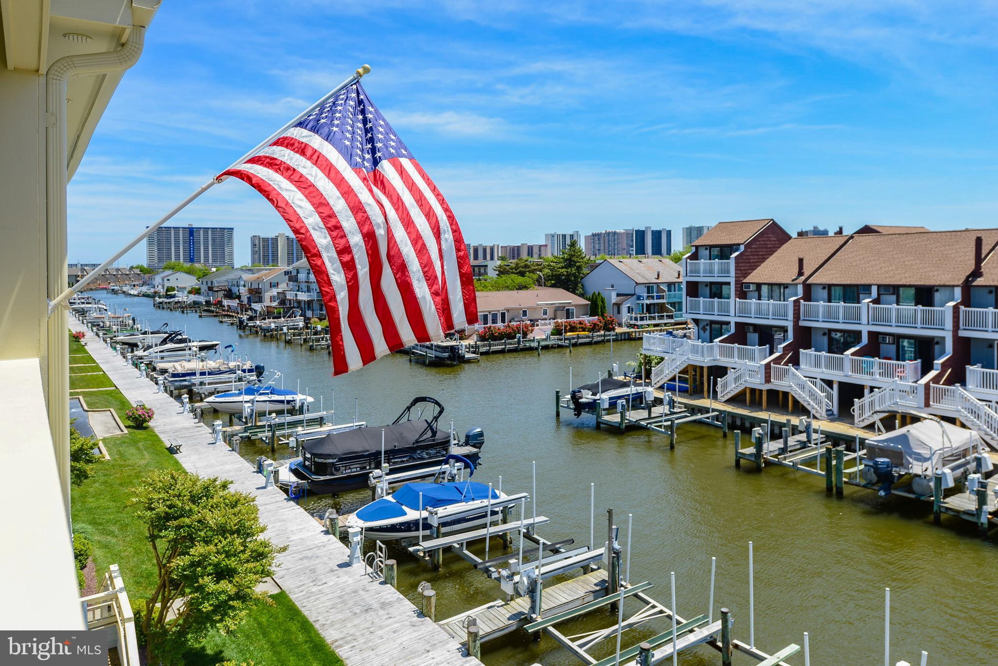 HERON HARBOUR - Residential