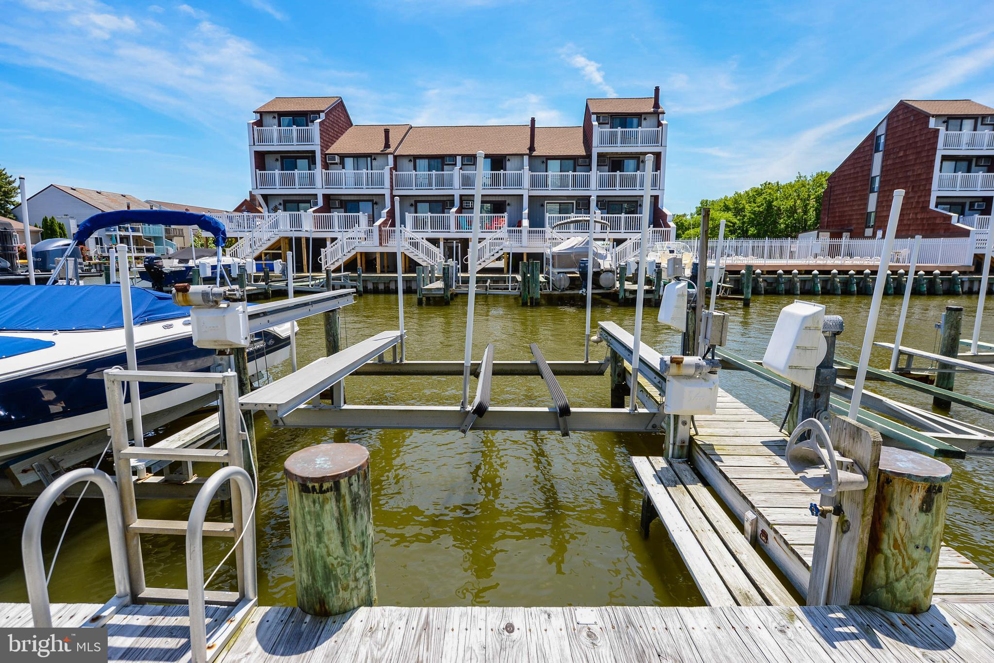 HERON HARBOUR - Residential