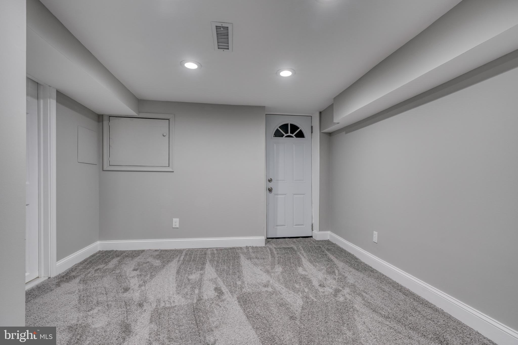 WEST FOREST PARK - Residential