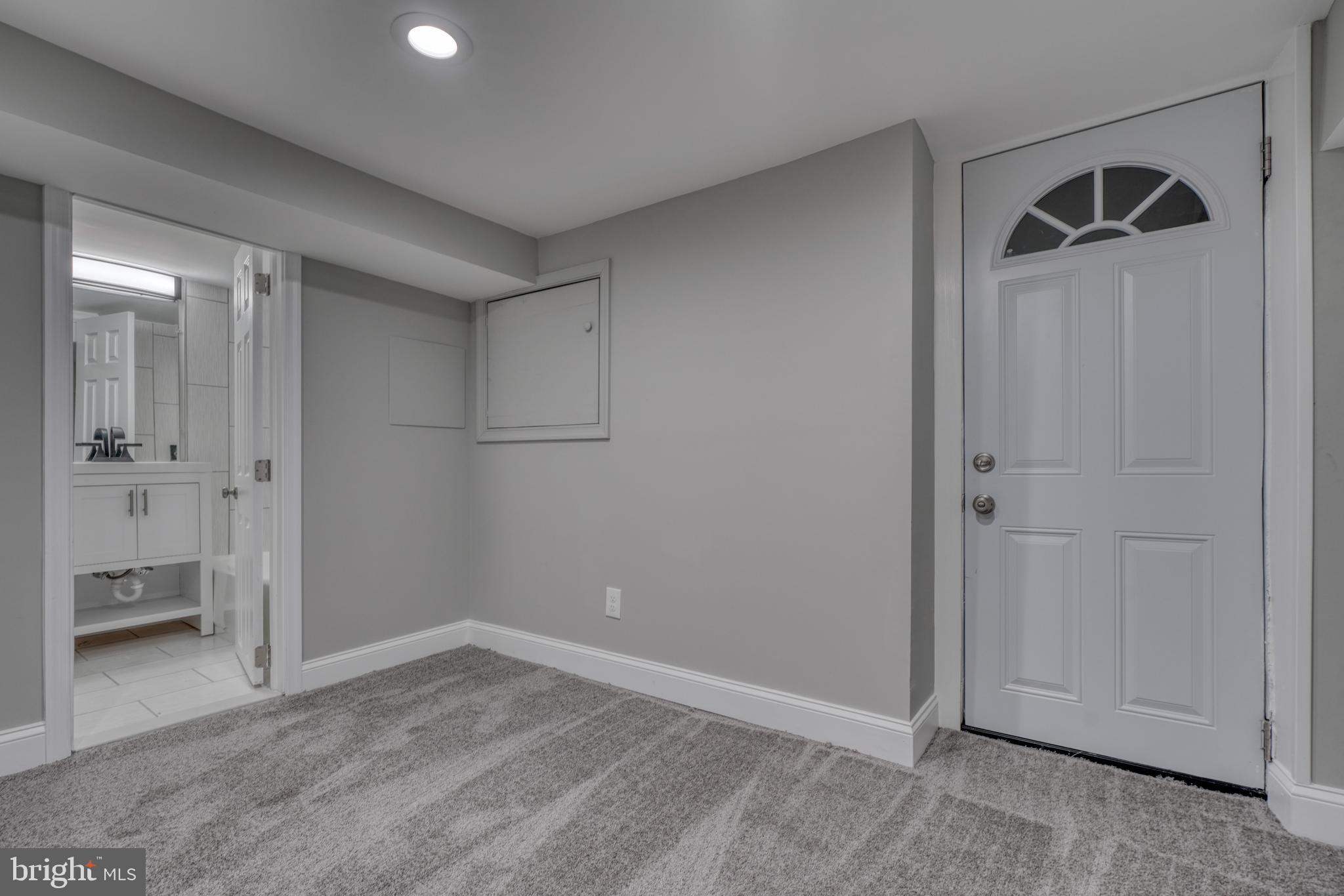 WEST FOREST PARK - Residential