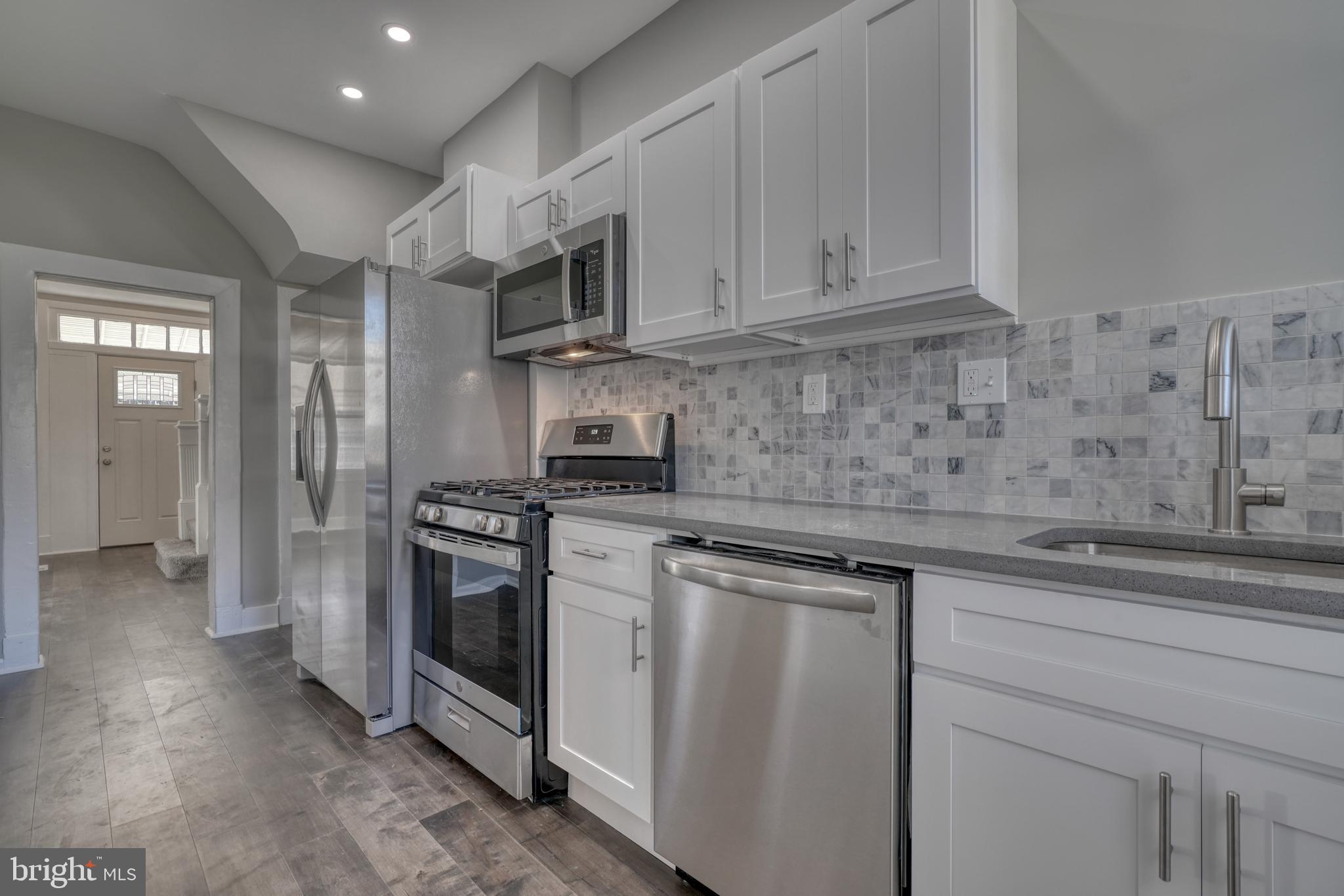 WEST FOREST PARK - Residential