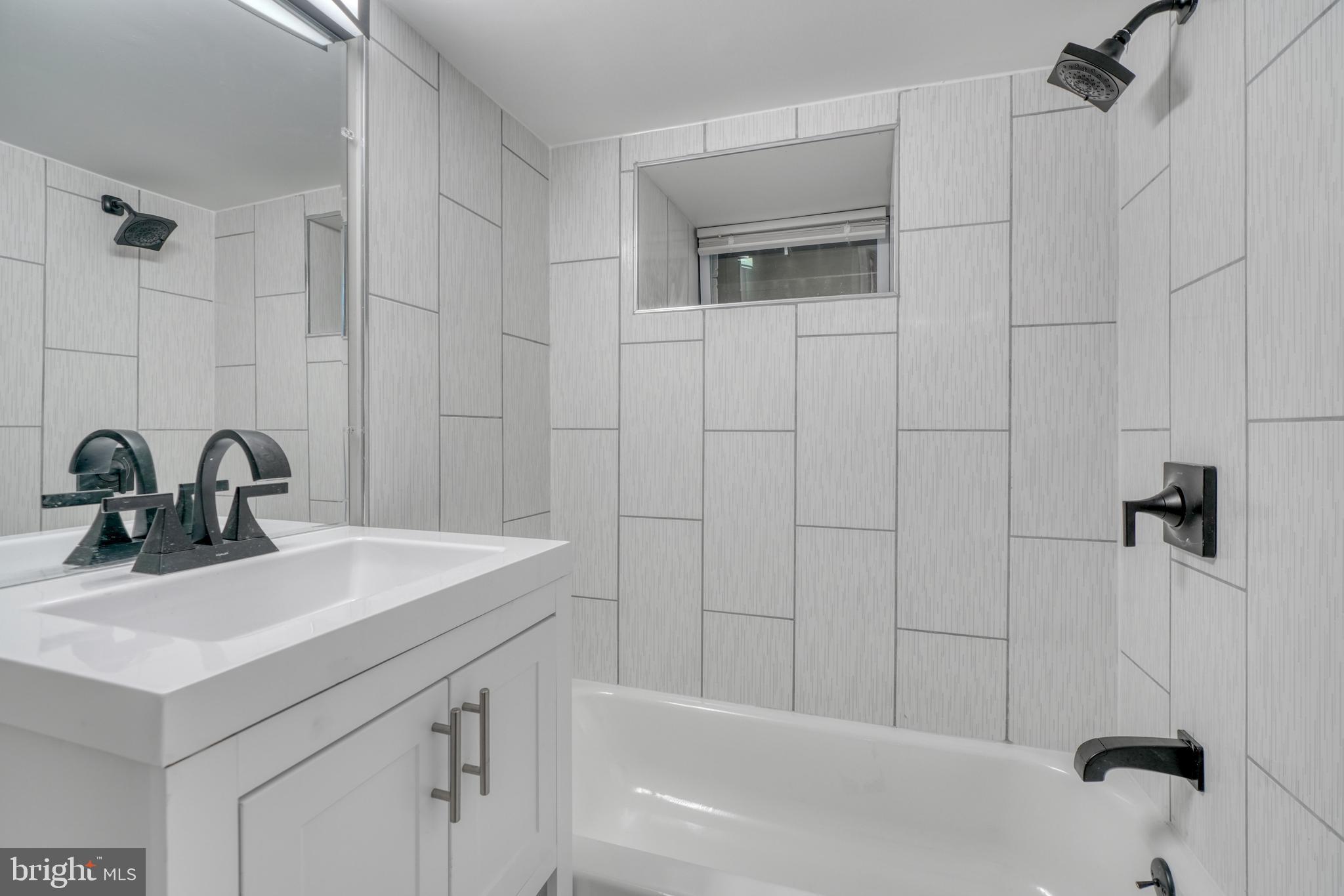 WEST FOREST PARK - Residential