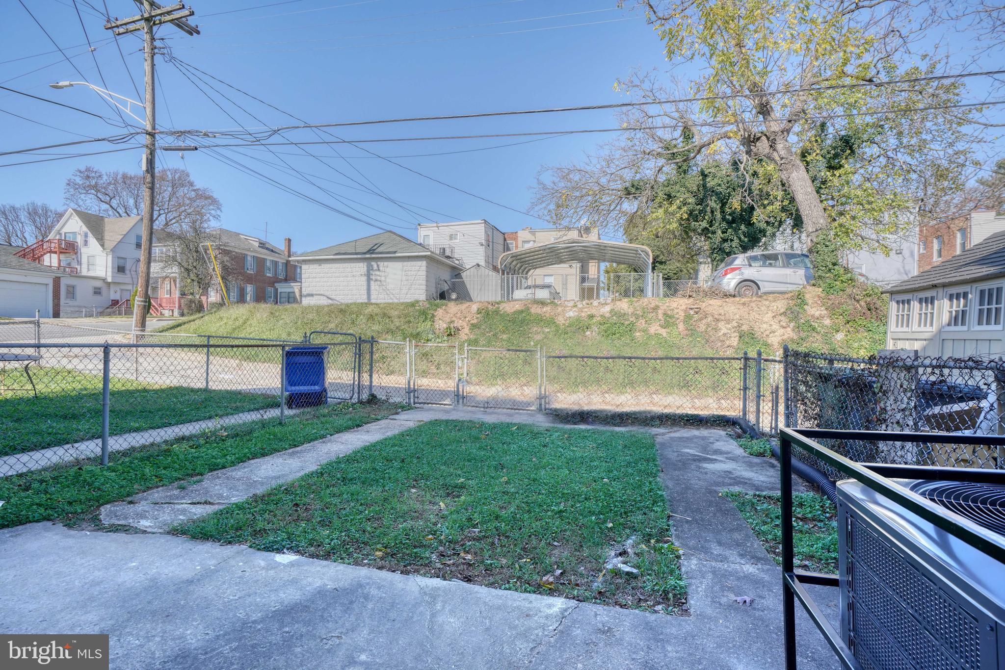 WEST FOREST PARK - Residential