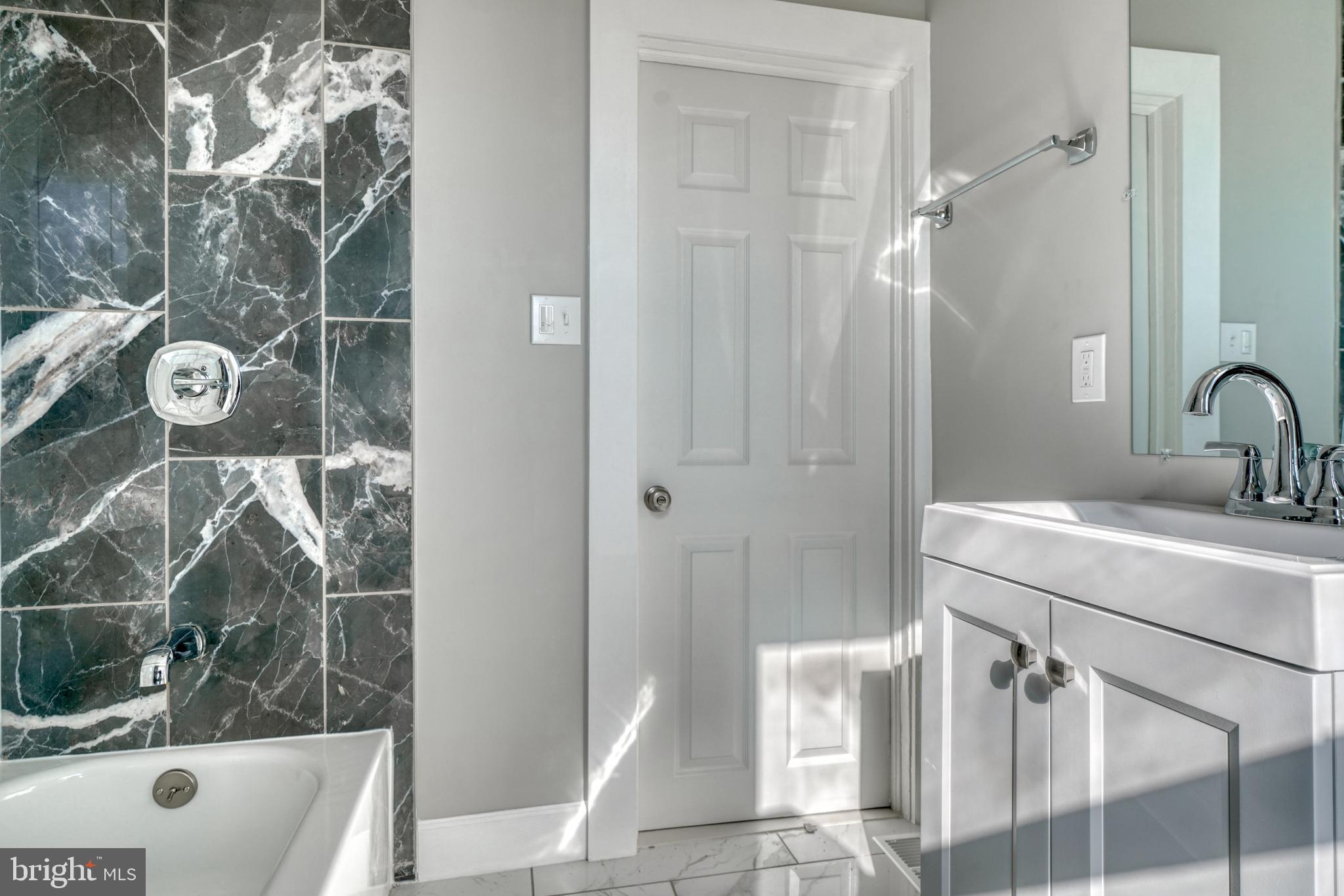 WEST FOREST PARK - Residential