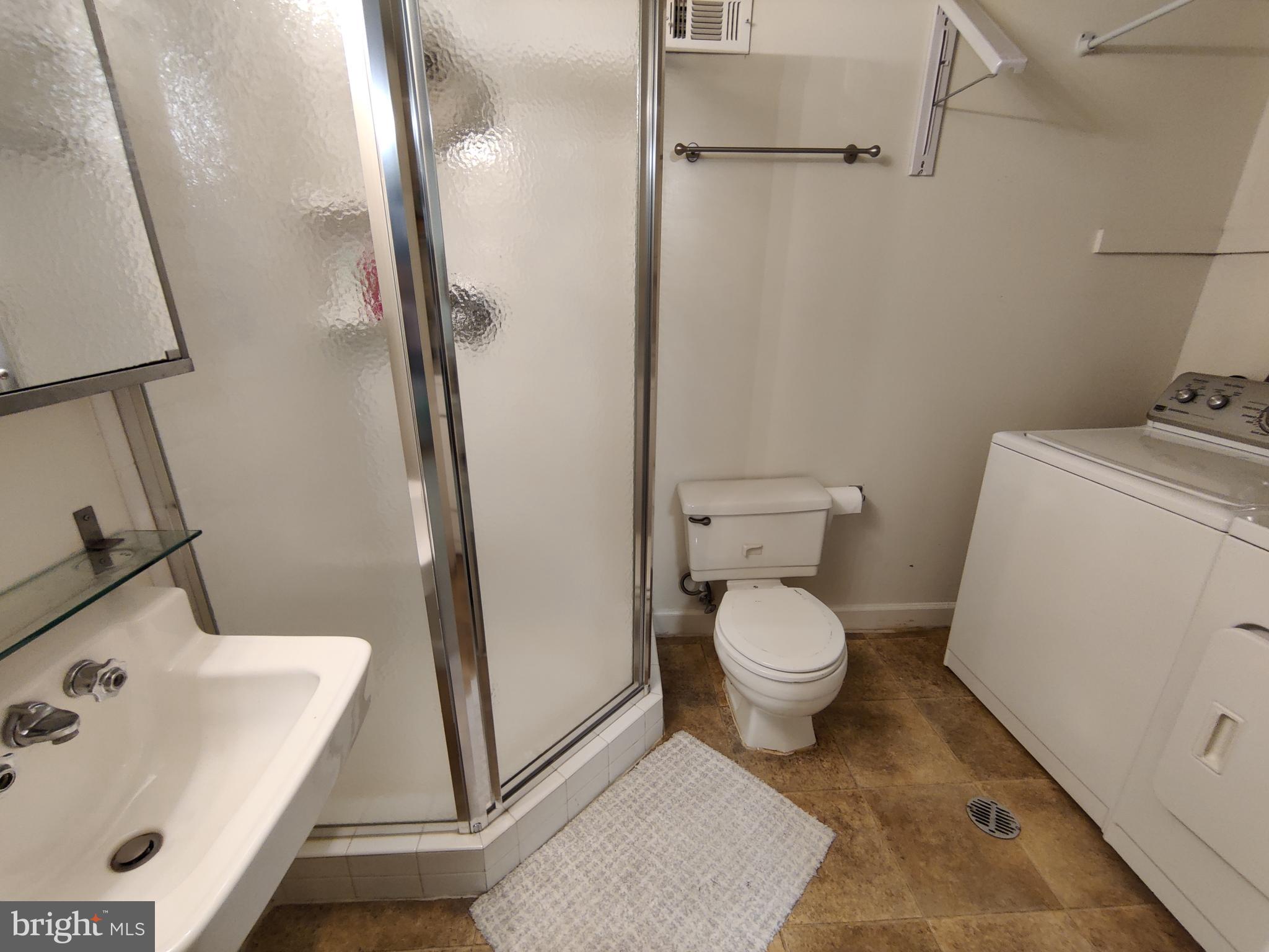 FAIRLINGTON VILLAGES - Residential Lease