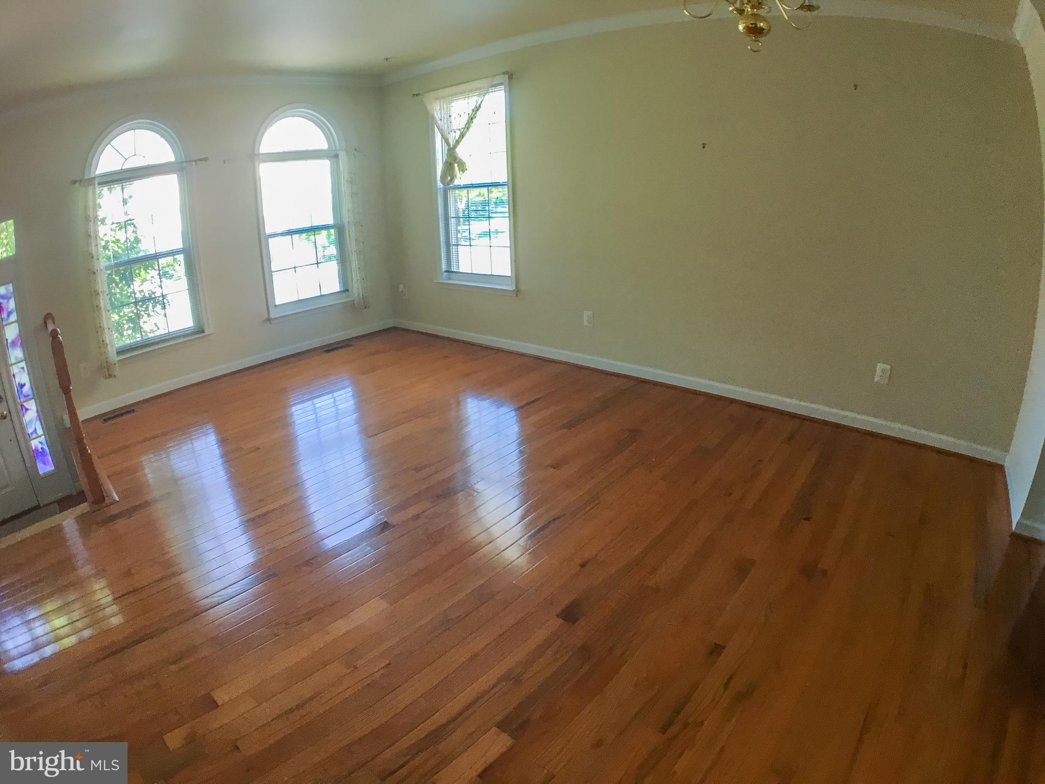 KING FARM BAILEYS COMMON - Residential Lease