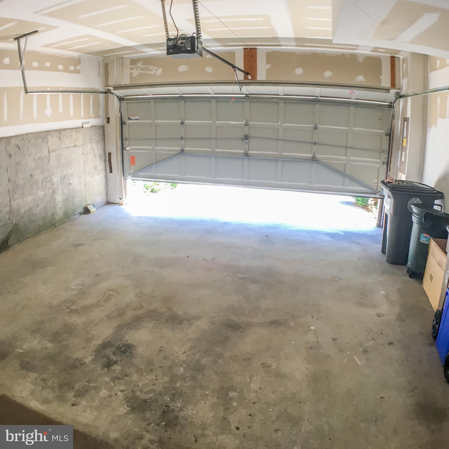 KING FARM BAILEYS COMMON - Residential Lease