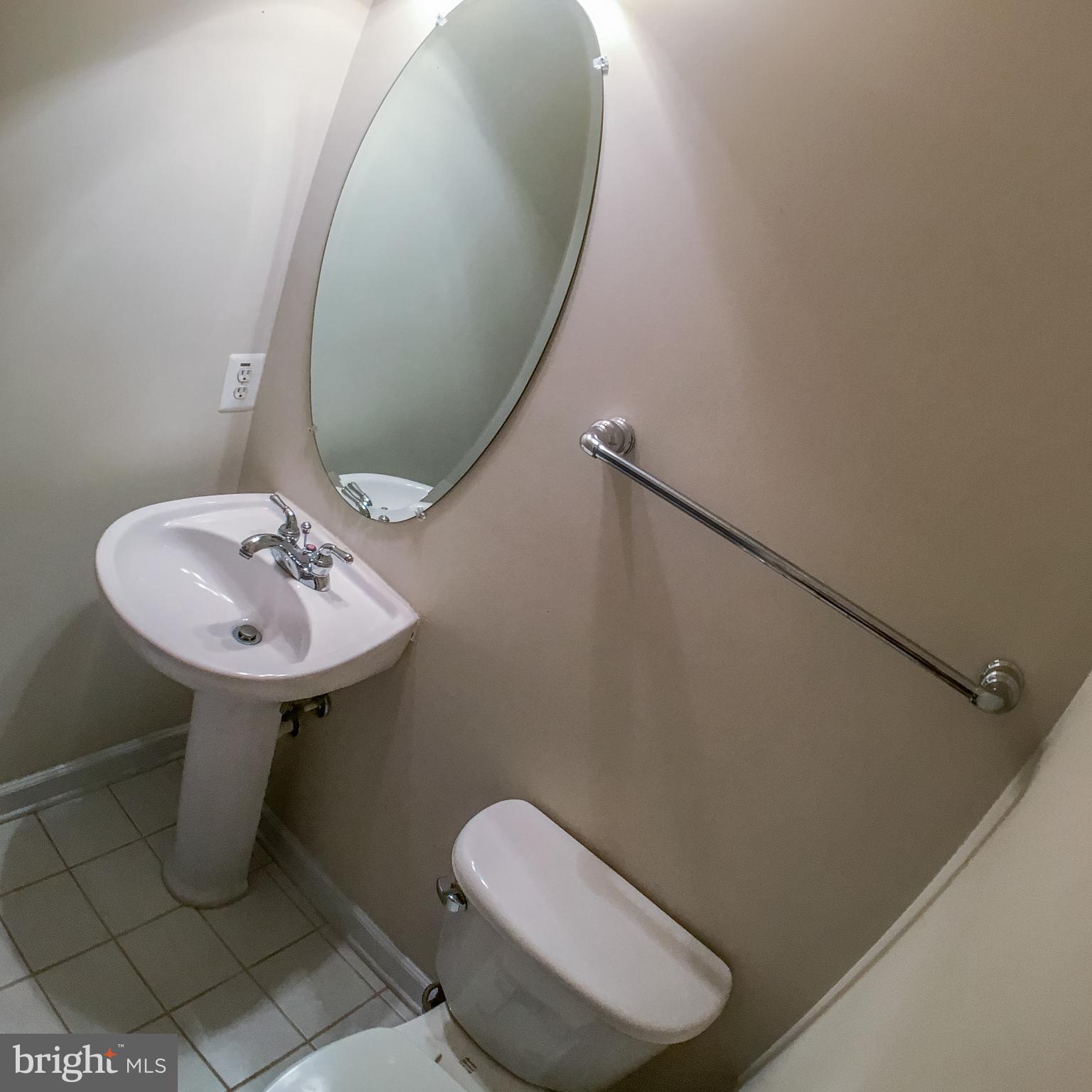 KING FARM BAILEYS COMMON - Residential Lease