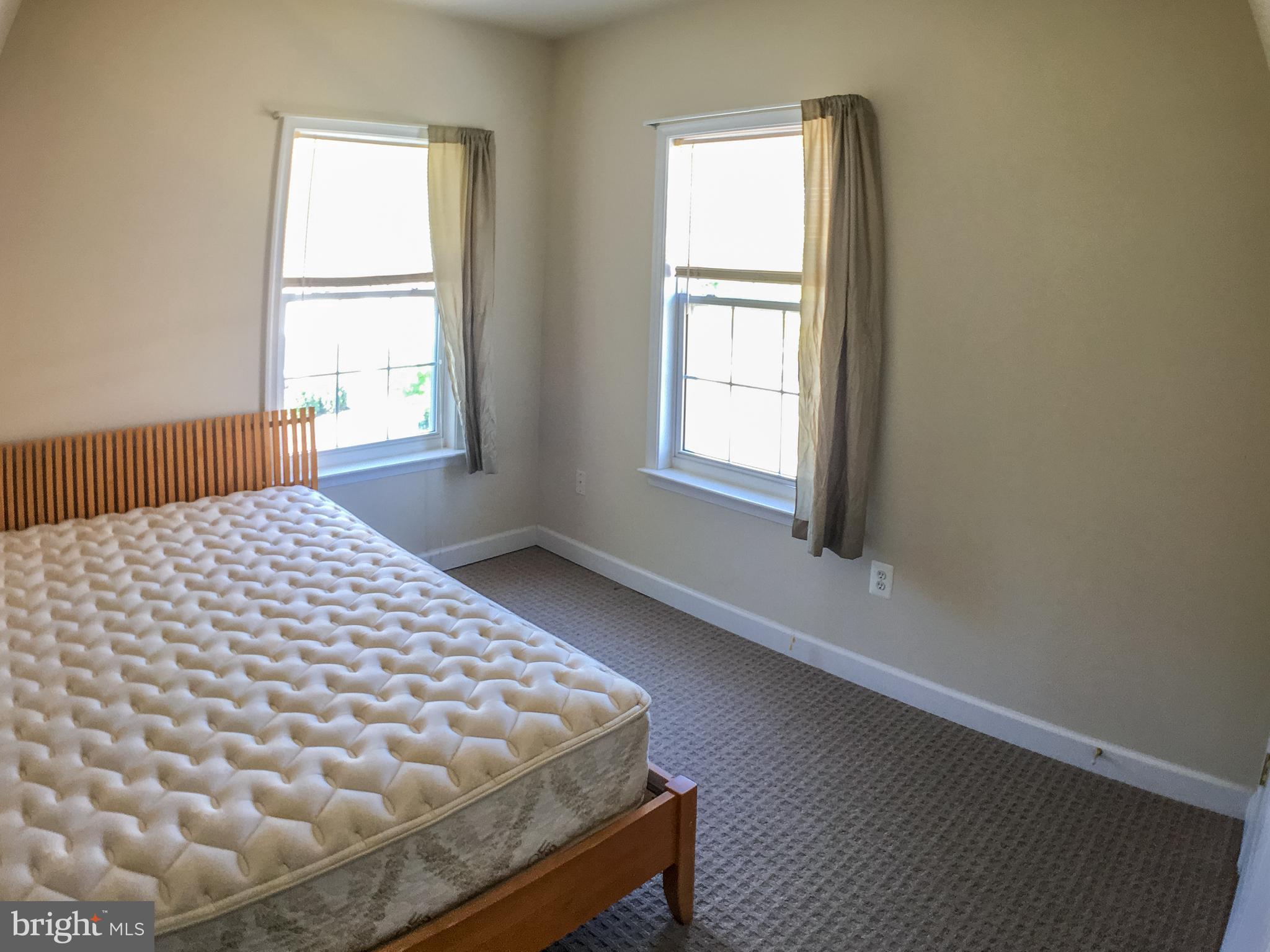 KING FARM BAILEYS COMMON - Residential Lease