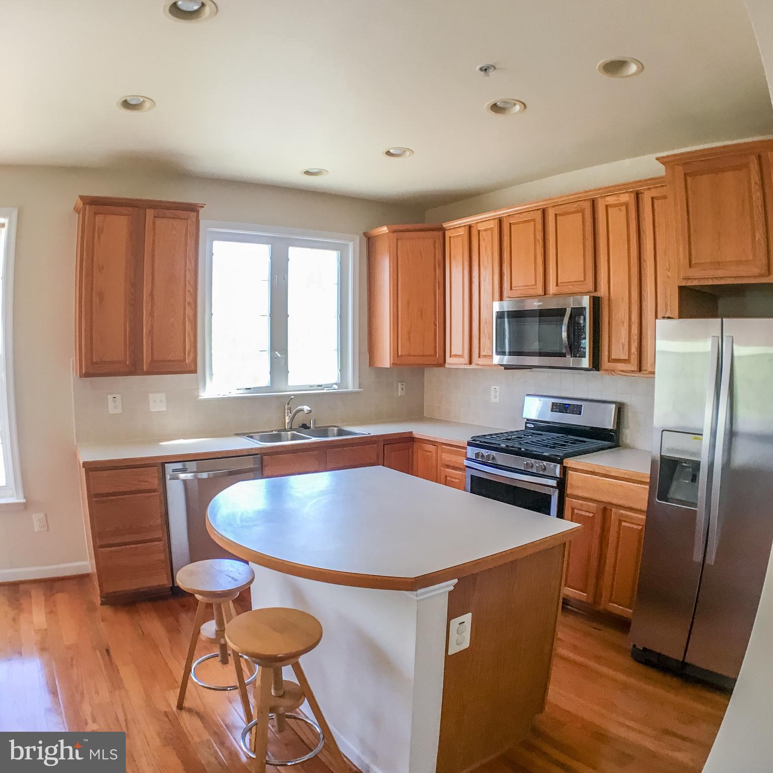 KING FARM BAILEYS COMMON - Residential Lease